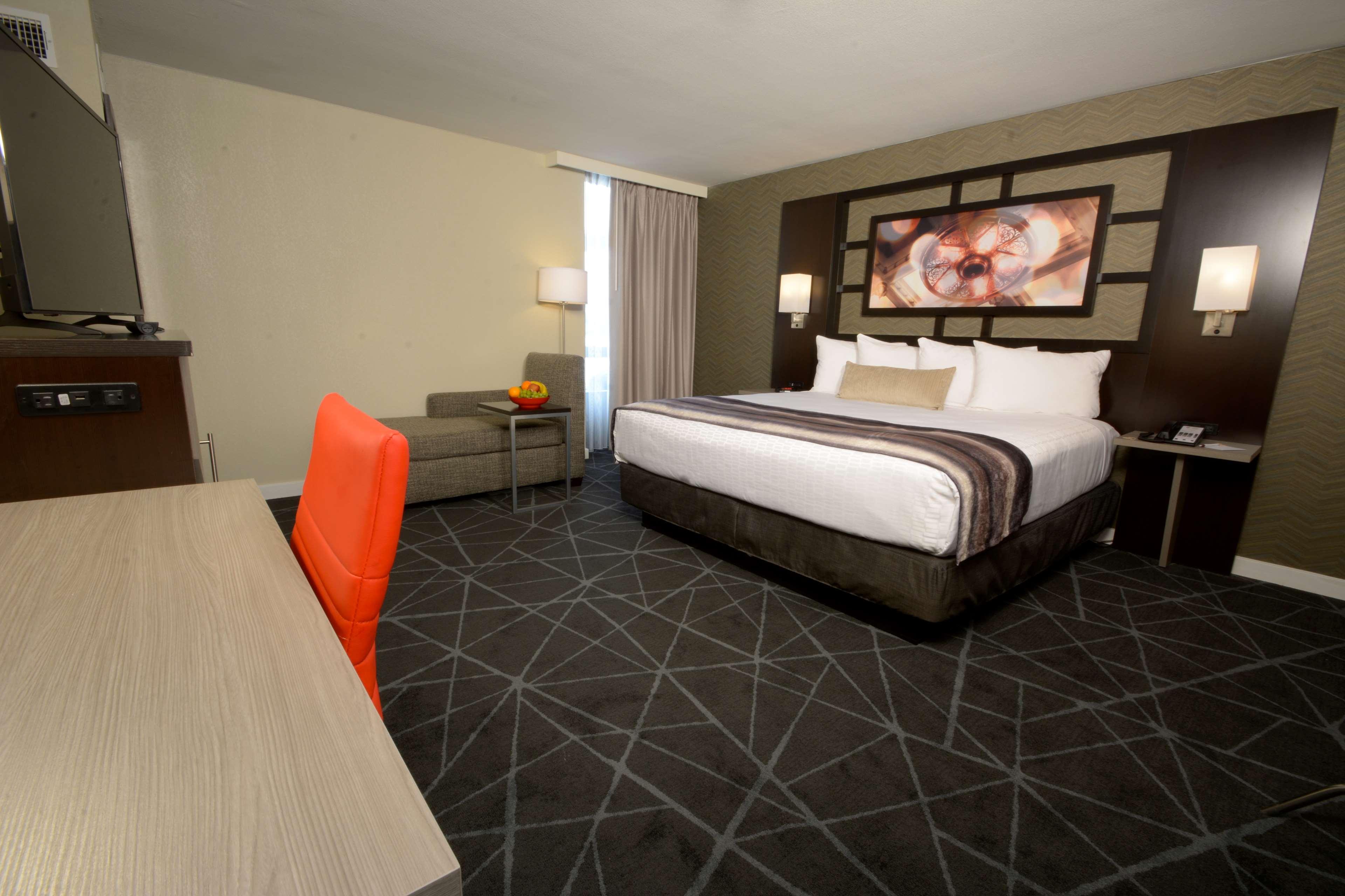 Room King Bed Non Smoking