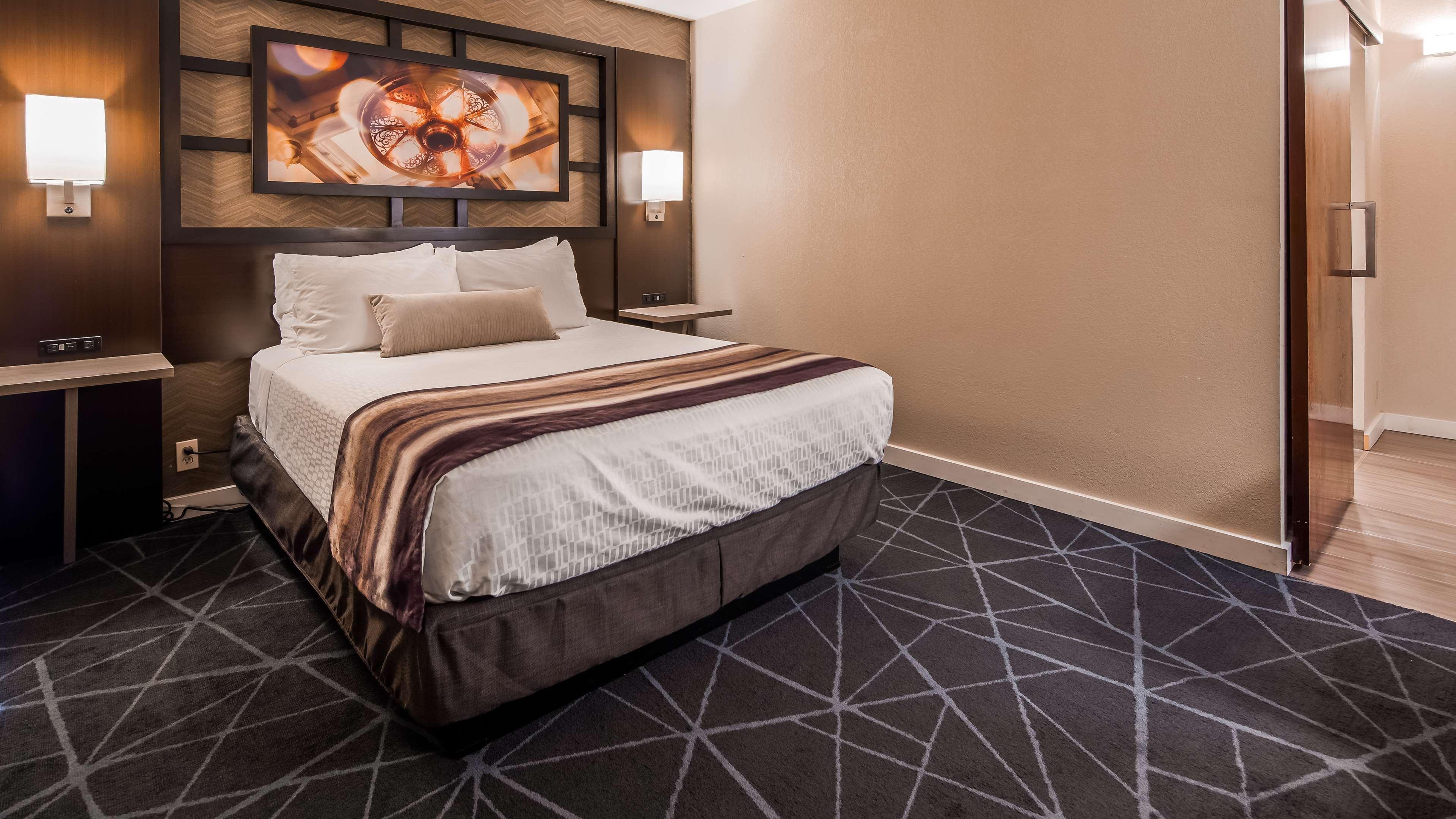 Room Queen Bed Non Smoking