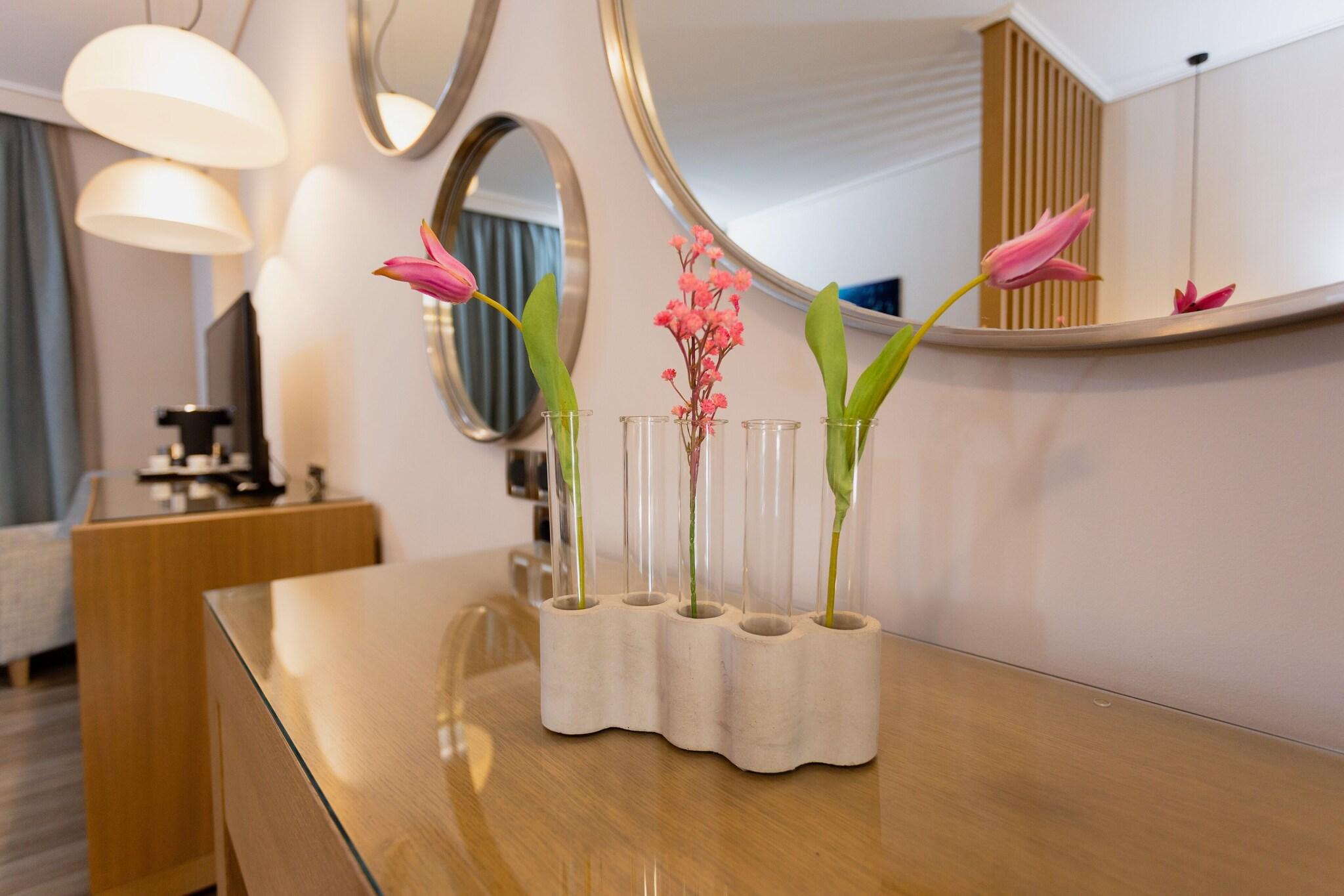 Suite Deluxe Queen Bed