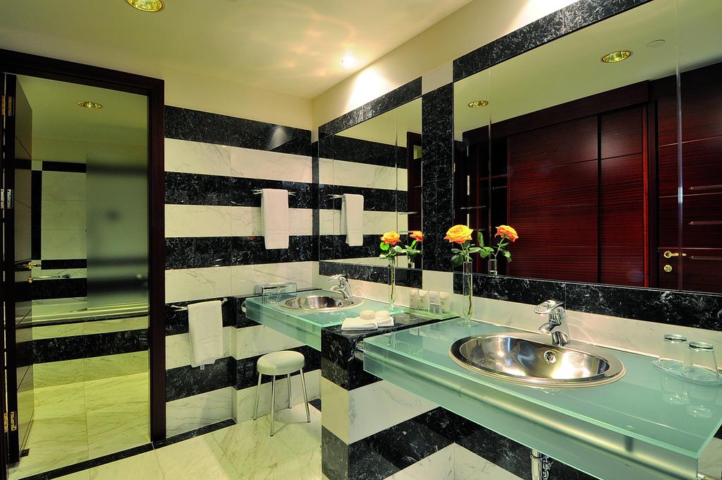 Triple Executive Mountain View