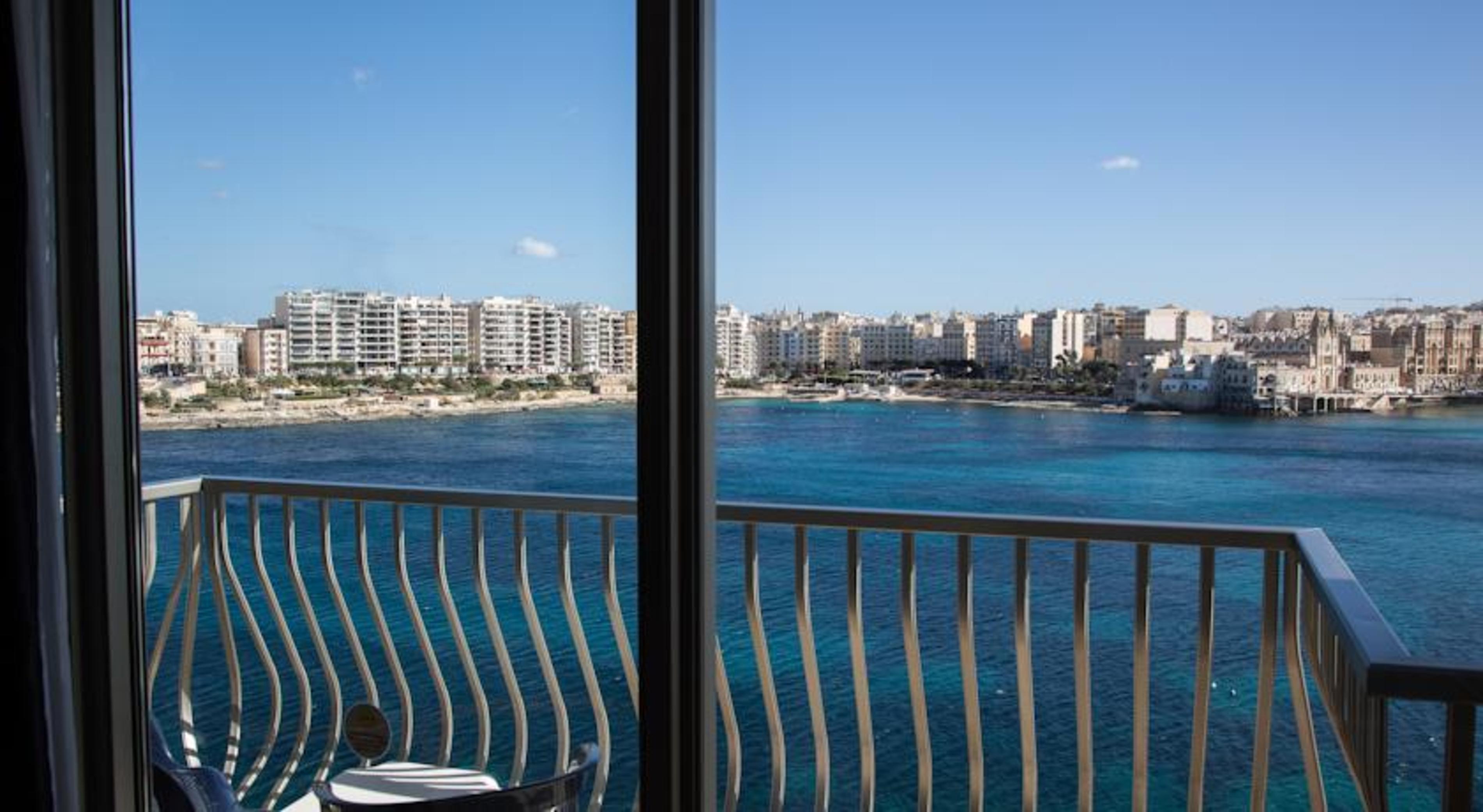 Double or Twin Sea View