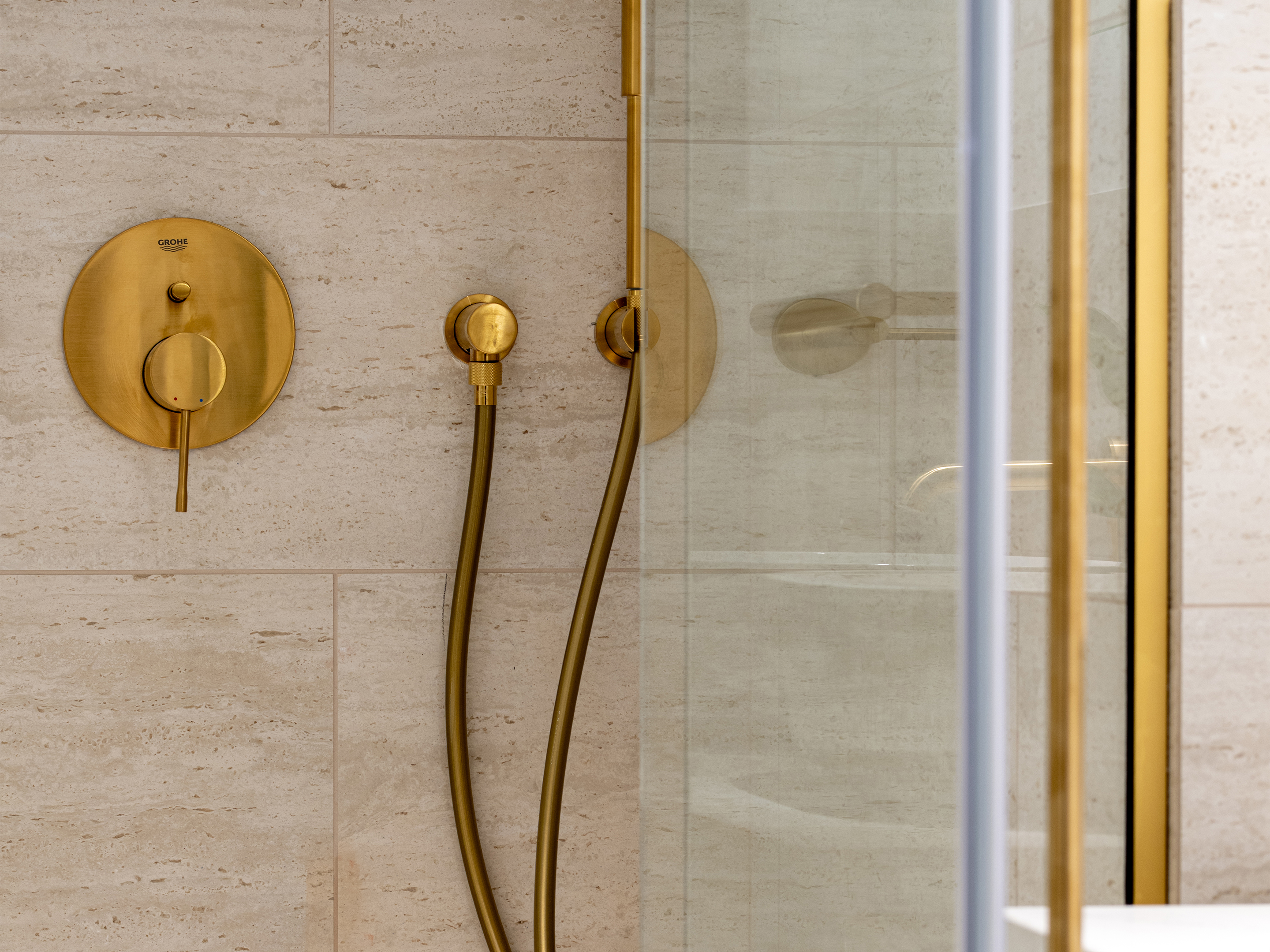 Double or Twin Superior Side Sea View