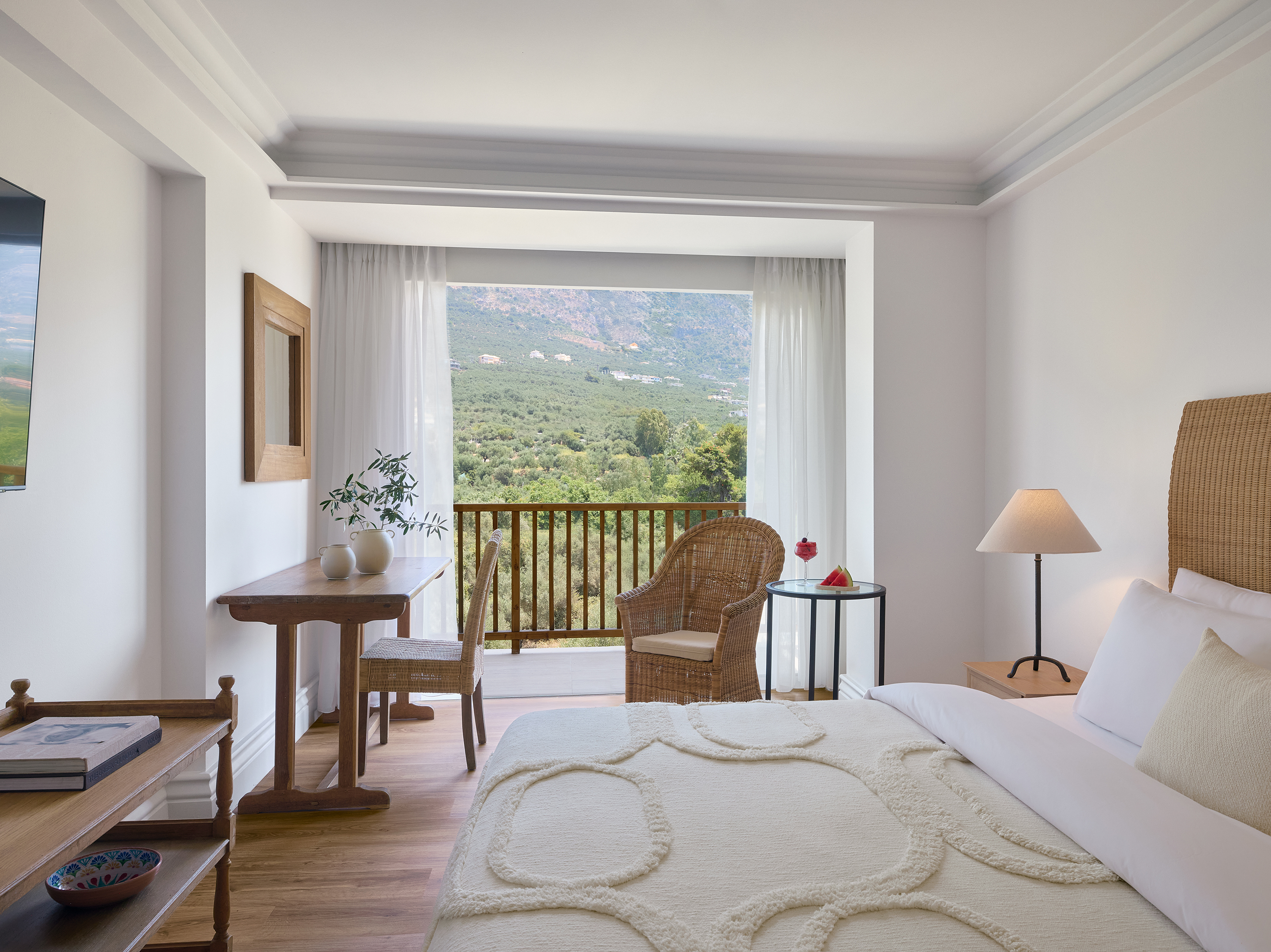 Double or Twin Superior Side Sea View