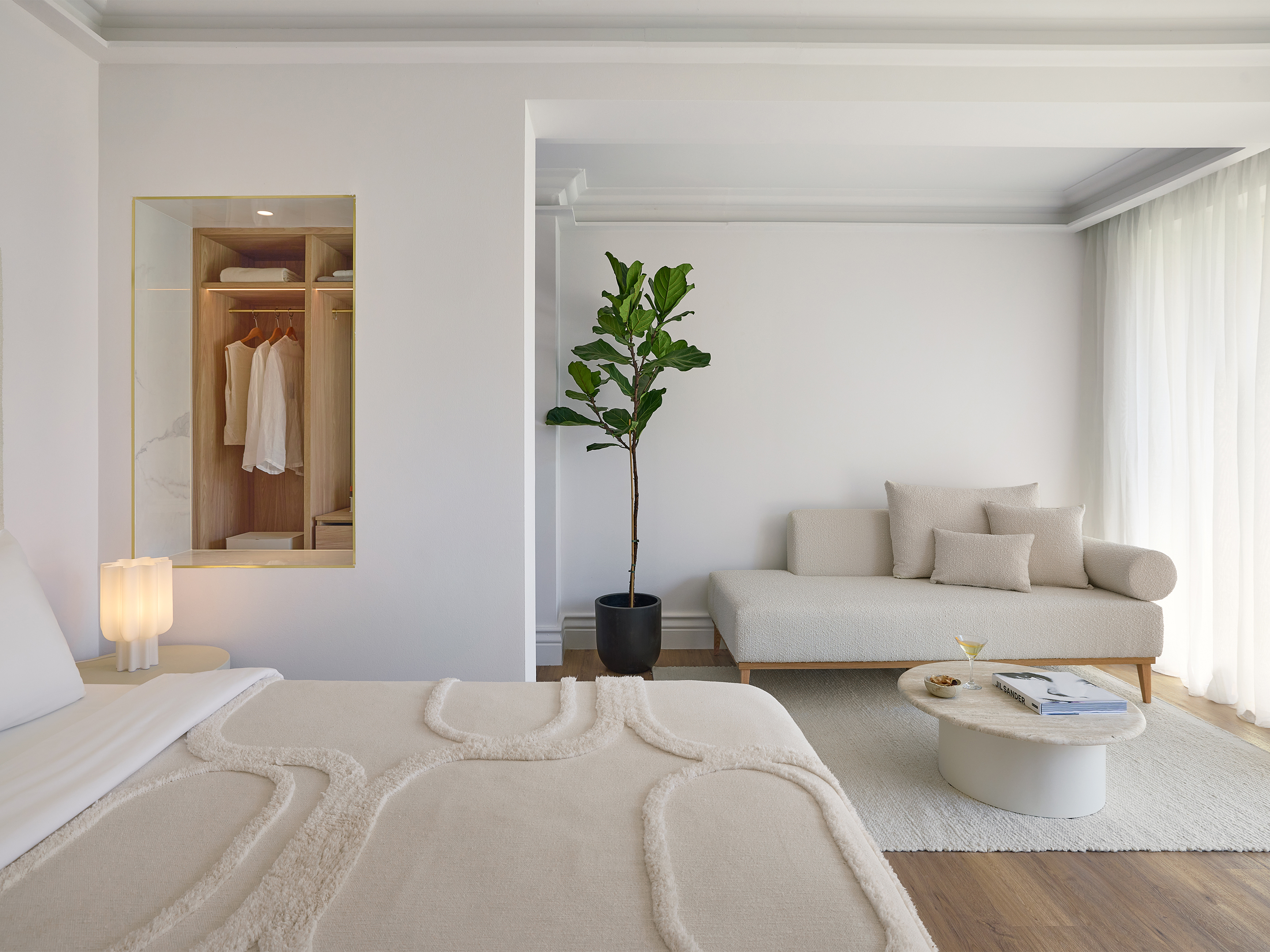 Double or Twin Deluxe Side Sea View