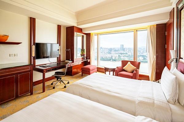 Twin Deluxe River View