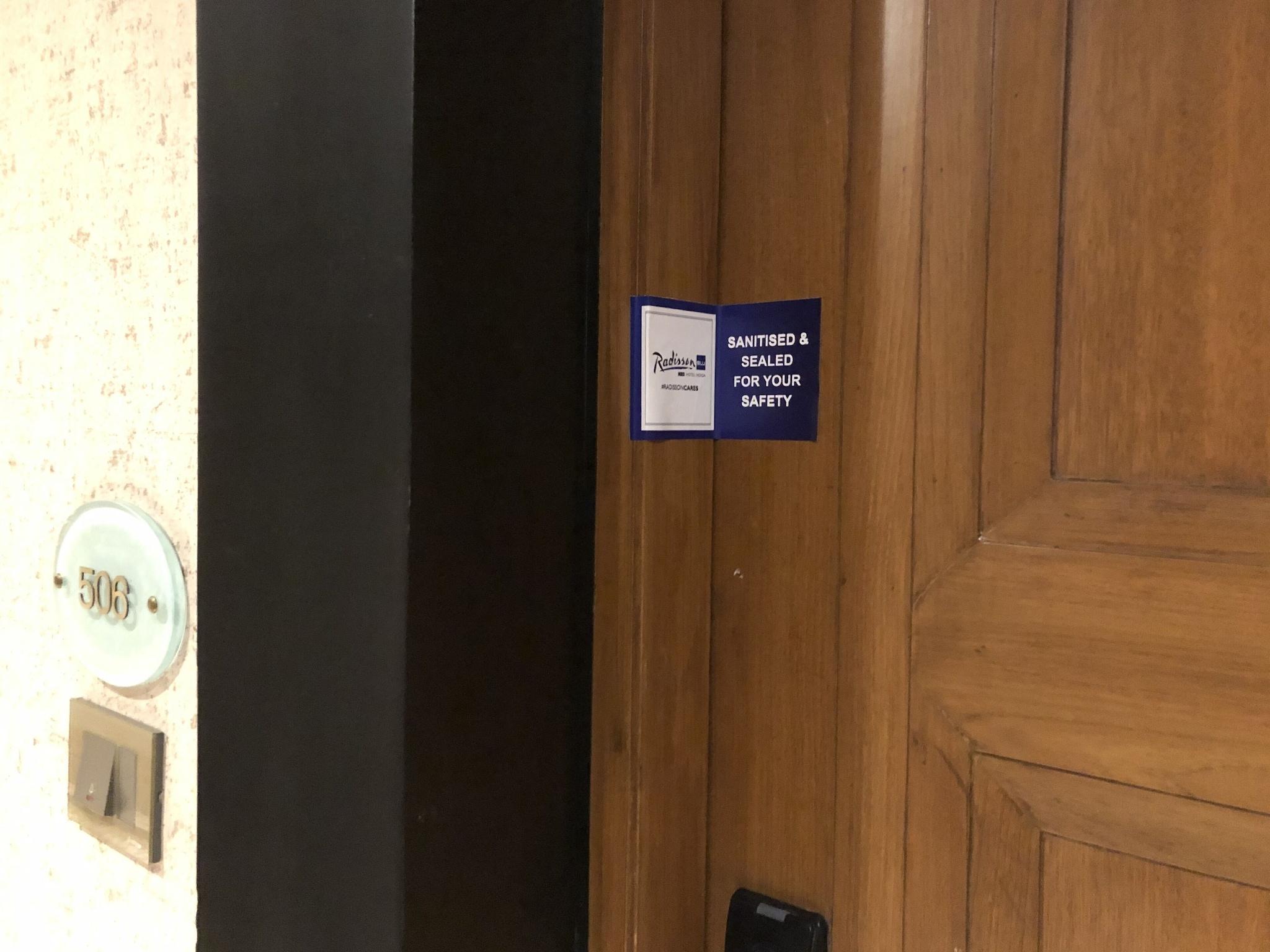 Double Business King Bed