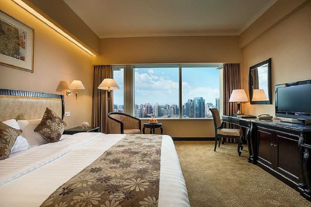 Suite Business King Bed