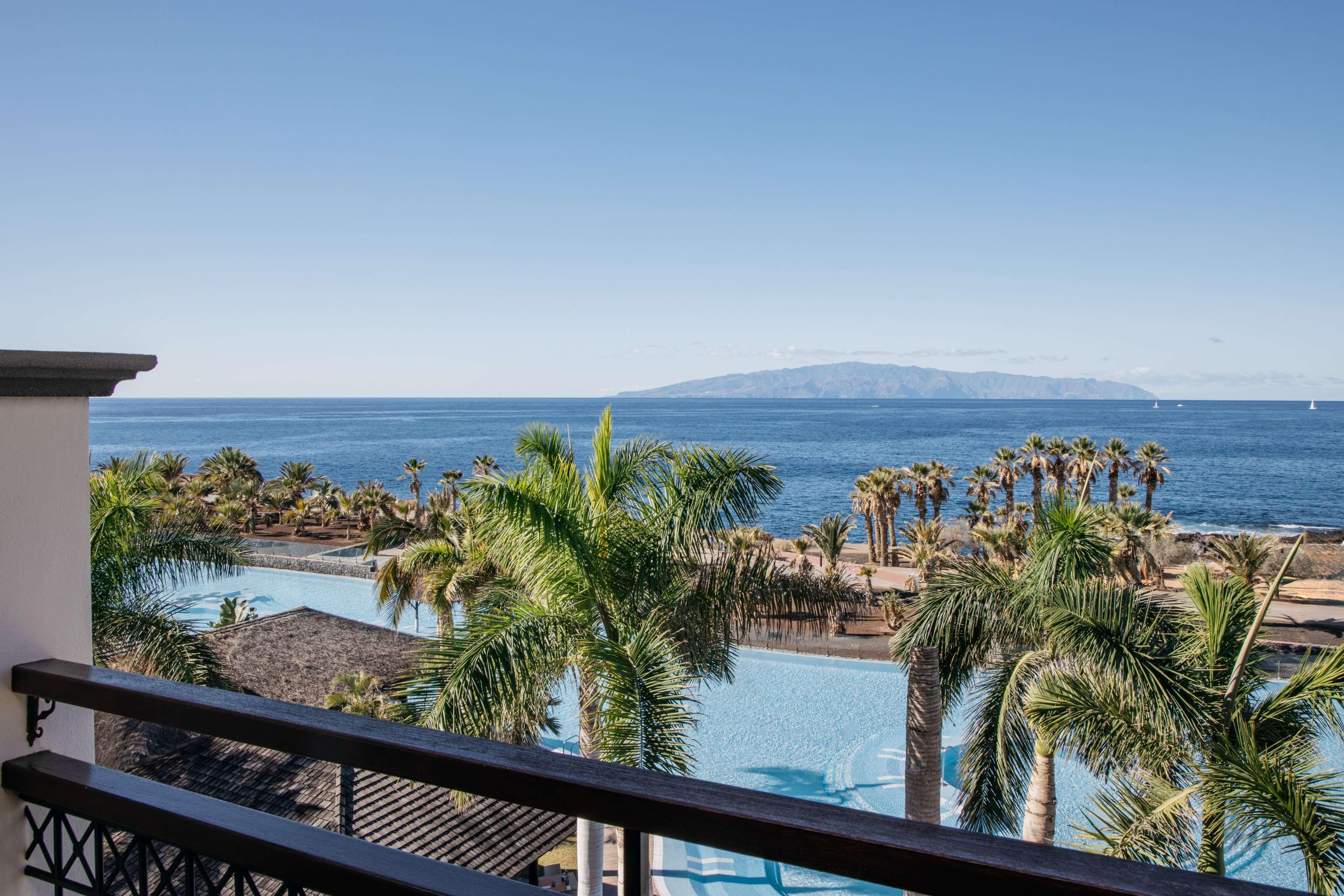 Room Deluxe Sea View