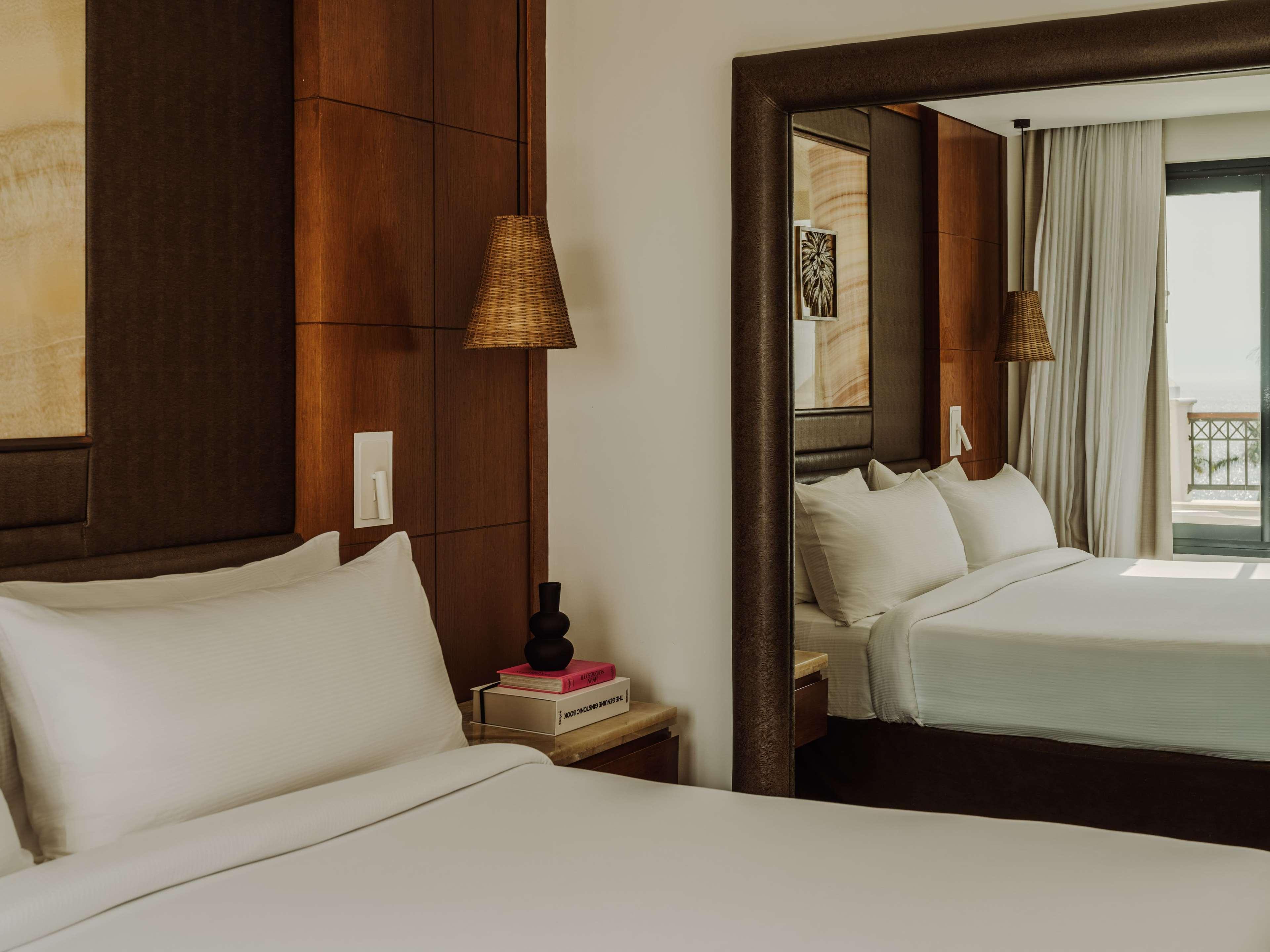 Room Deluxe Sea View