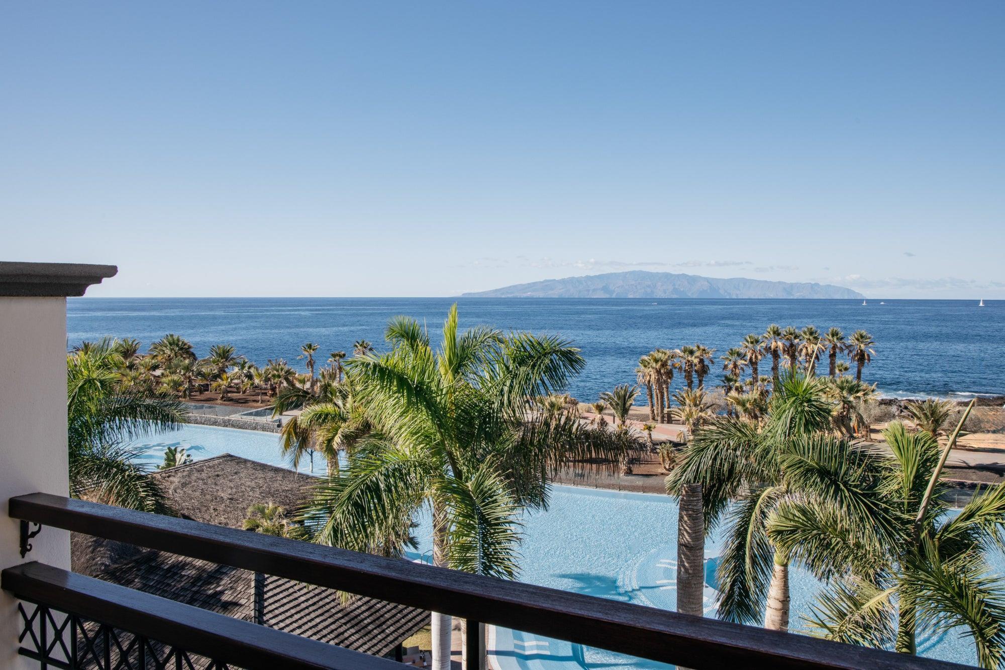 Room Deluxe Sea View