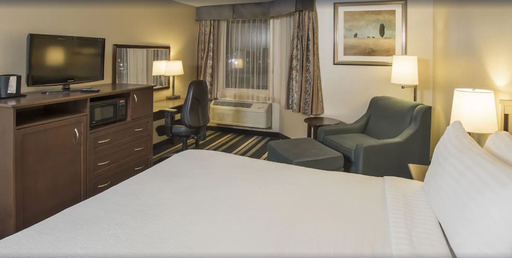 Double Queen Size Bed