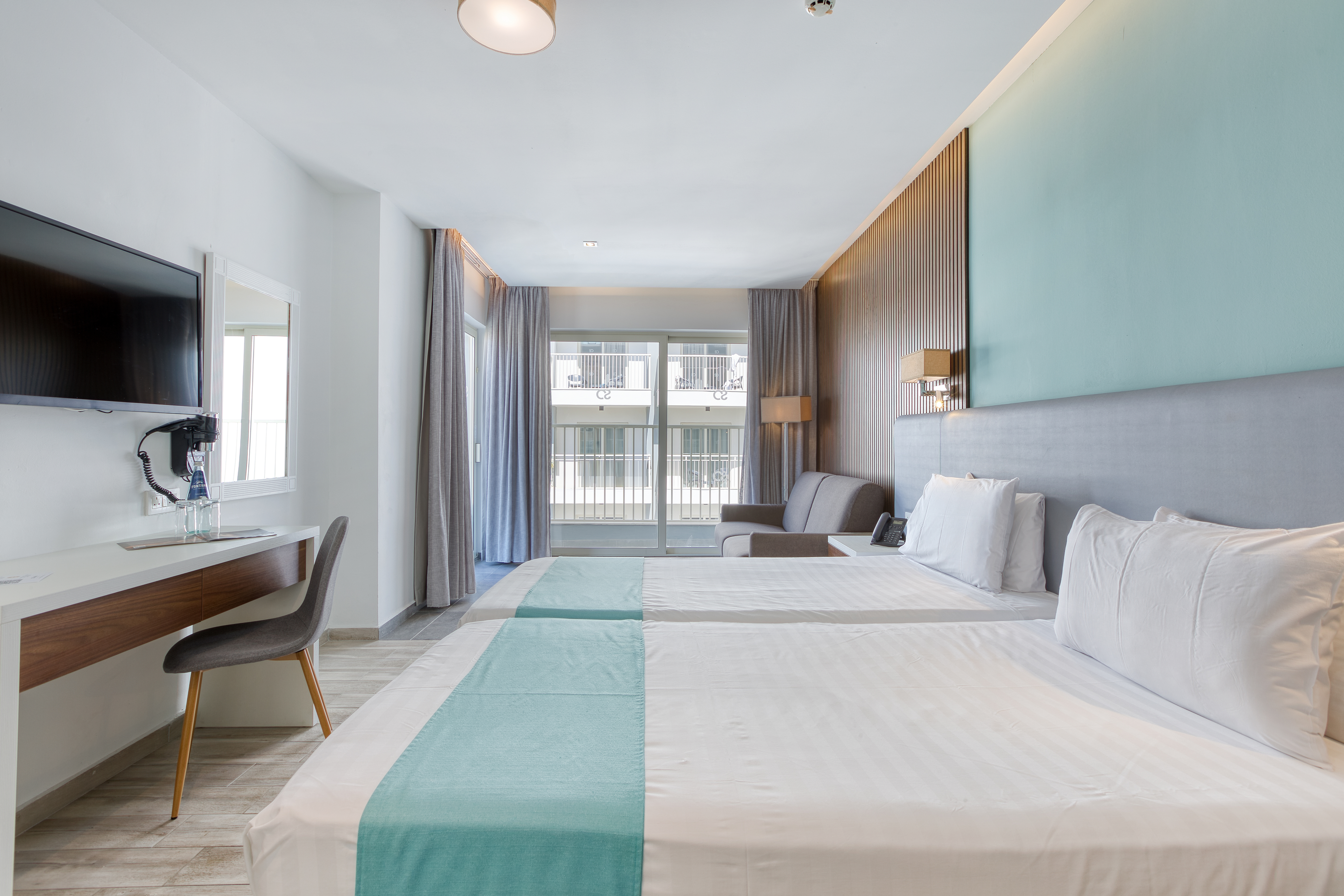 Double or Twin Superior