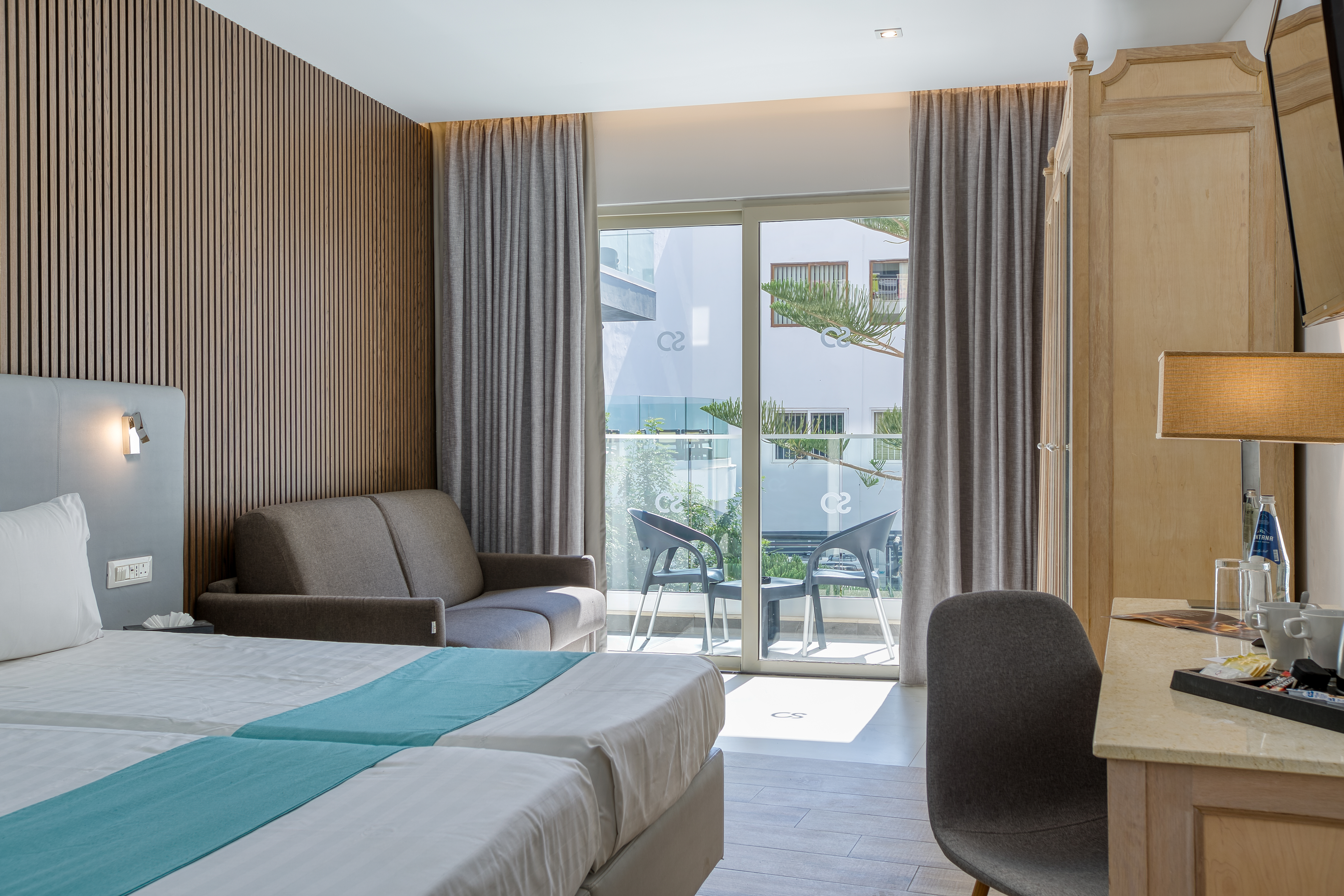 Double or Twin Superior