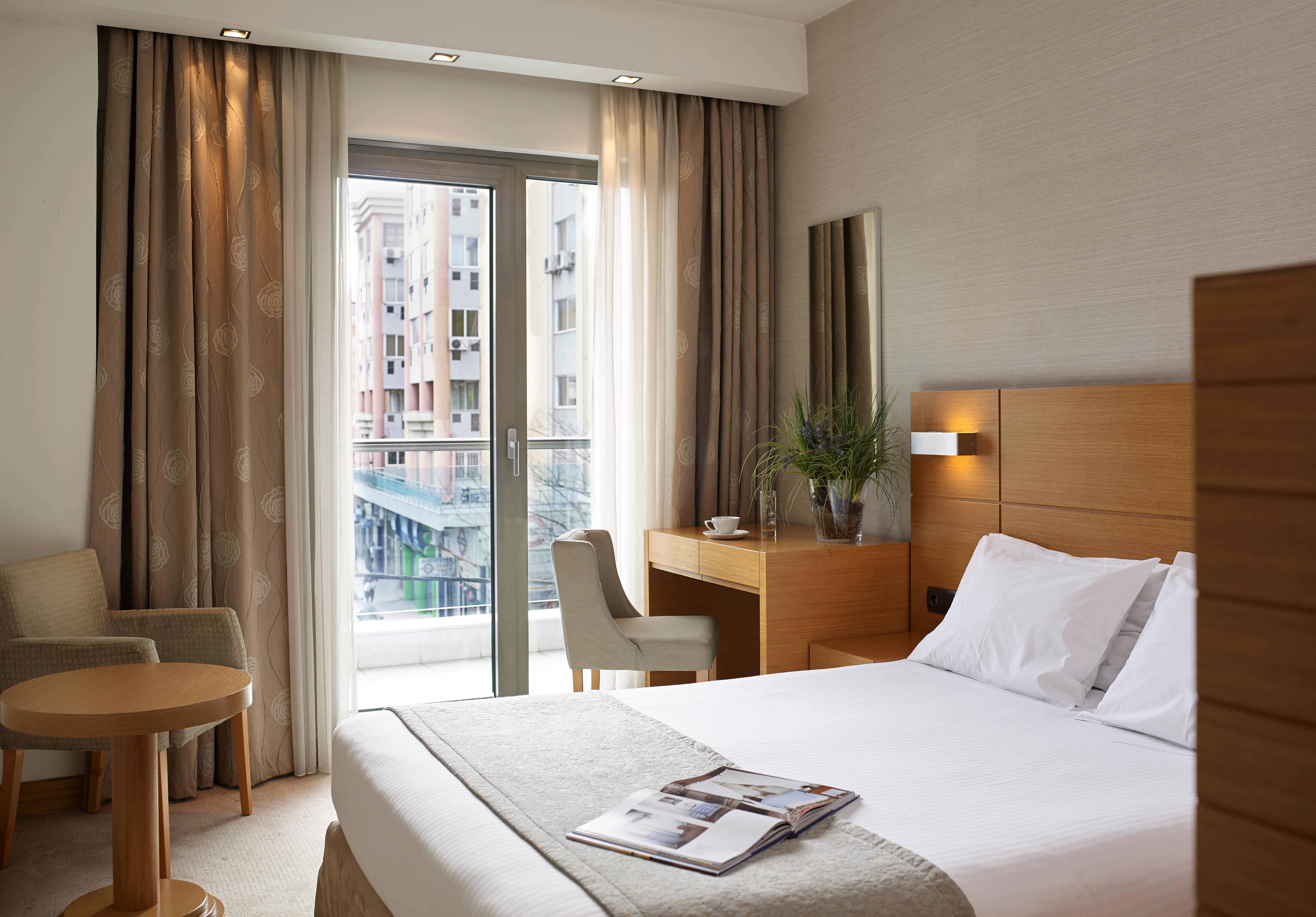 Double or Twin Deluxe