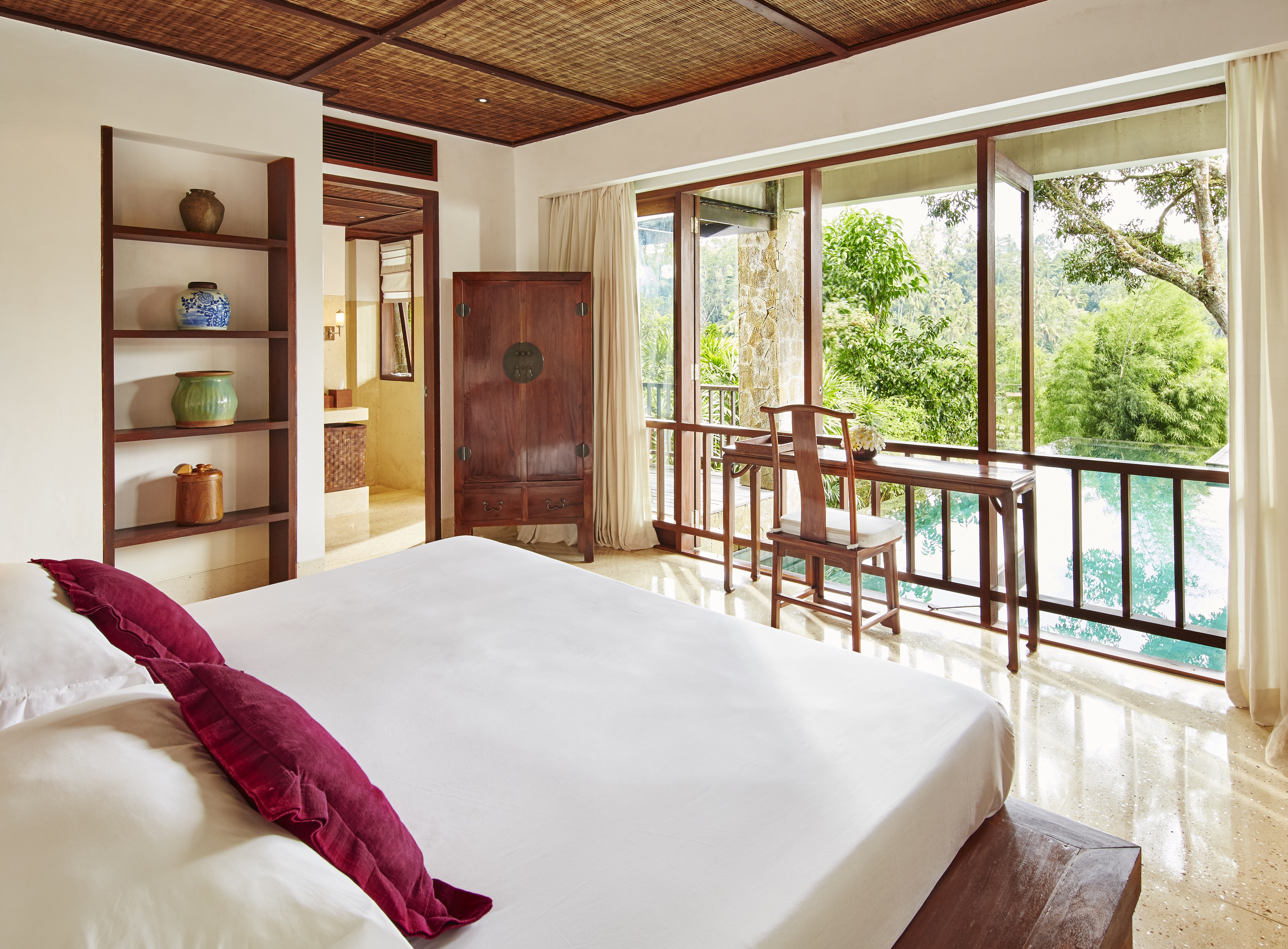 Villa Two Bedrooms Two Bathrooms