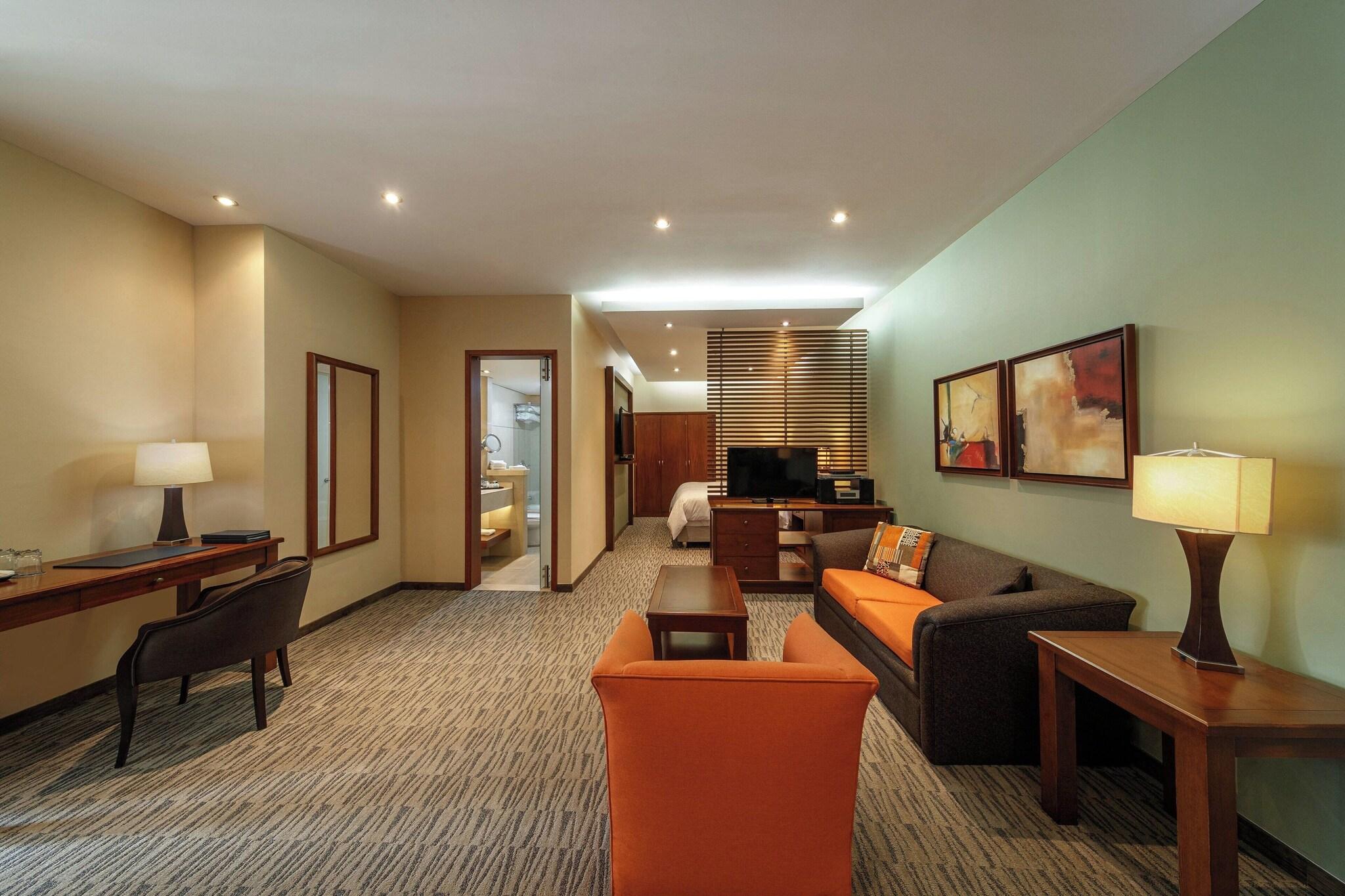 Suite Club