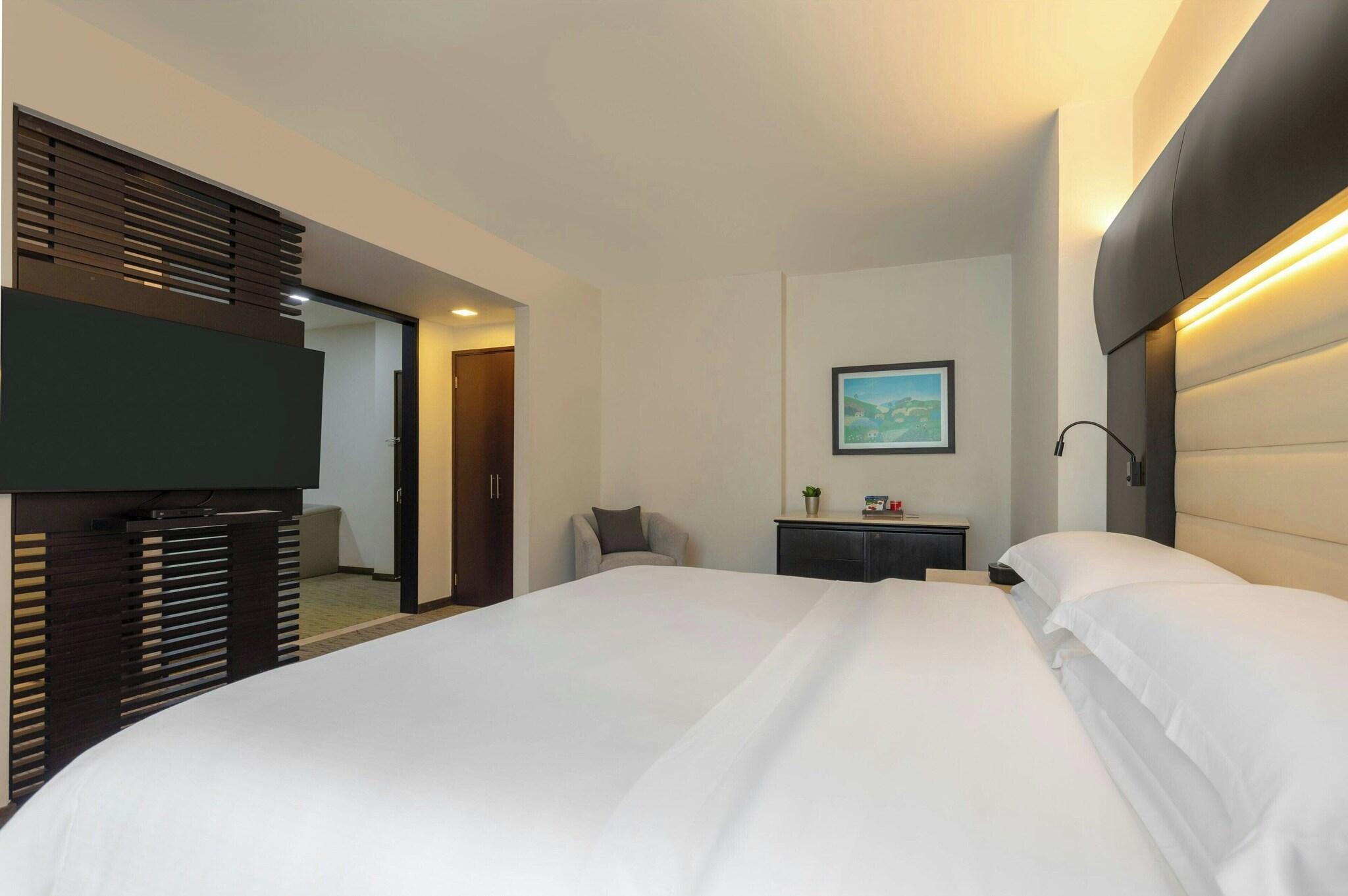 Junior Suite King Size Bed