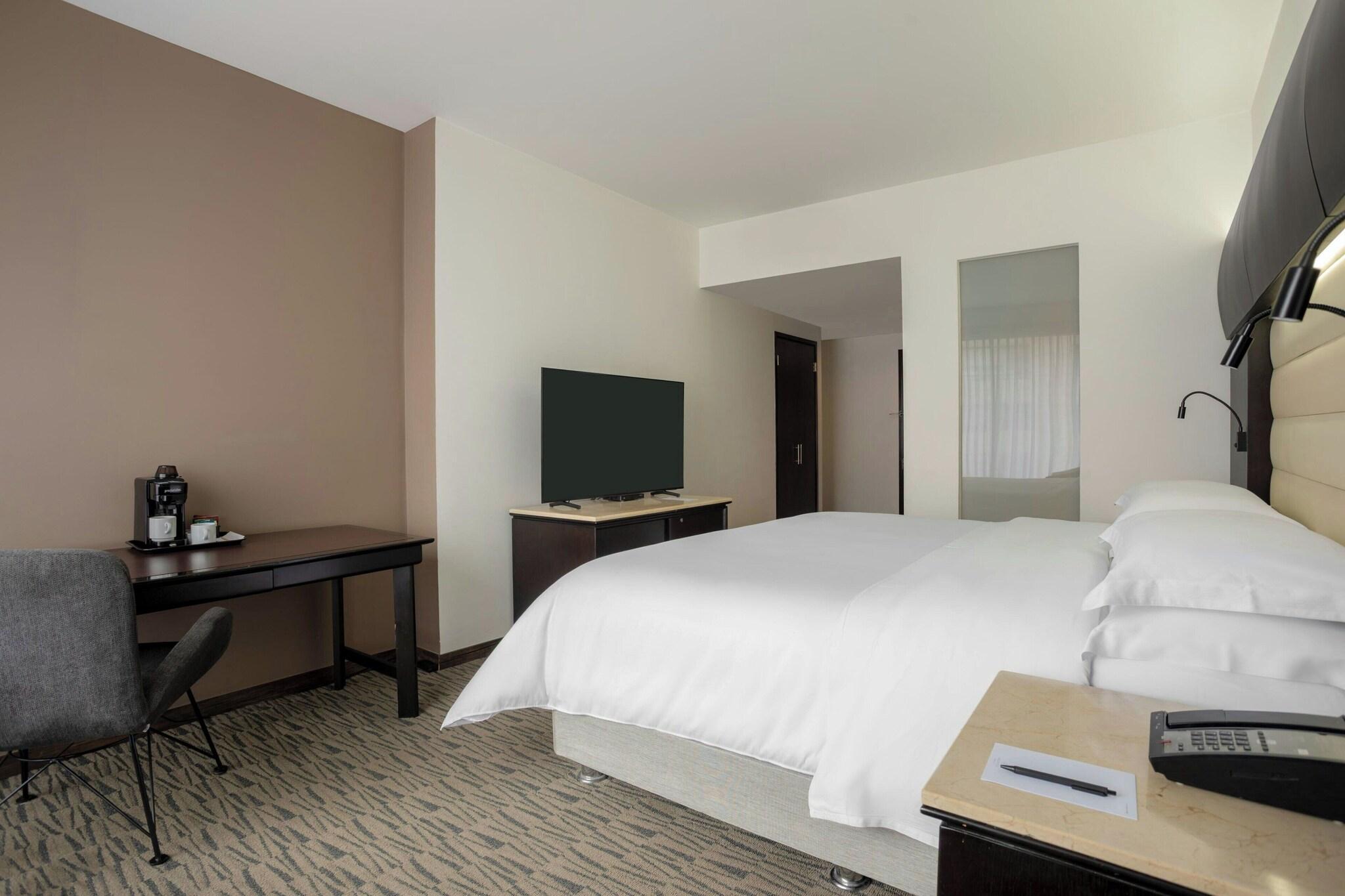 Double King Size Bed