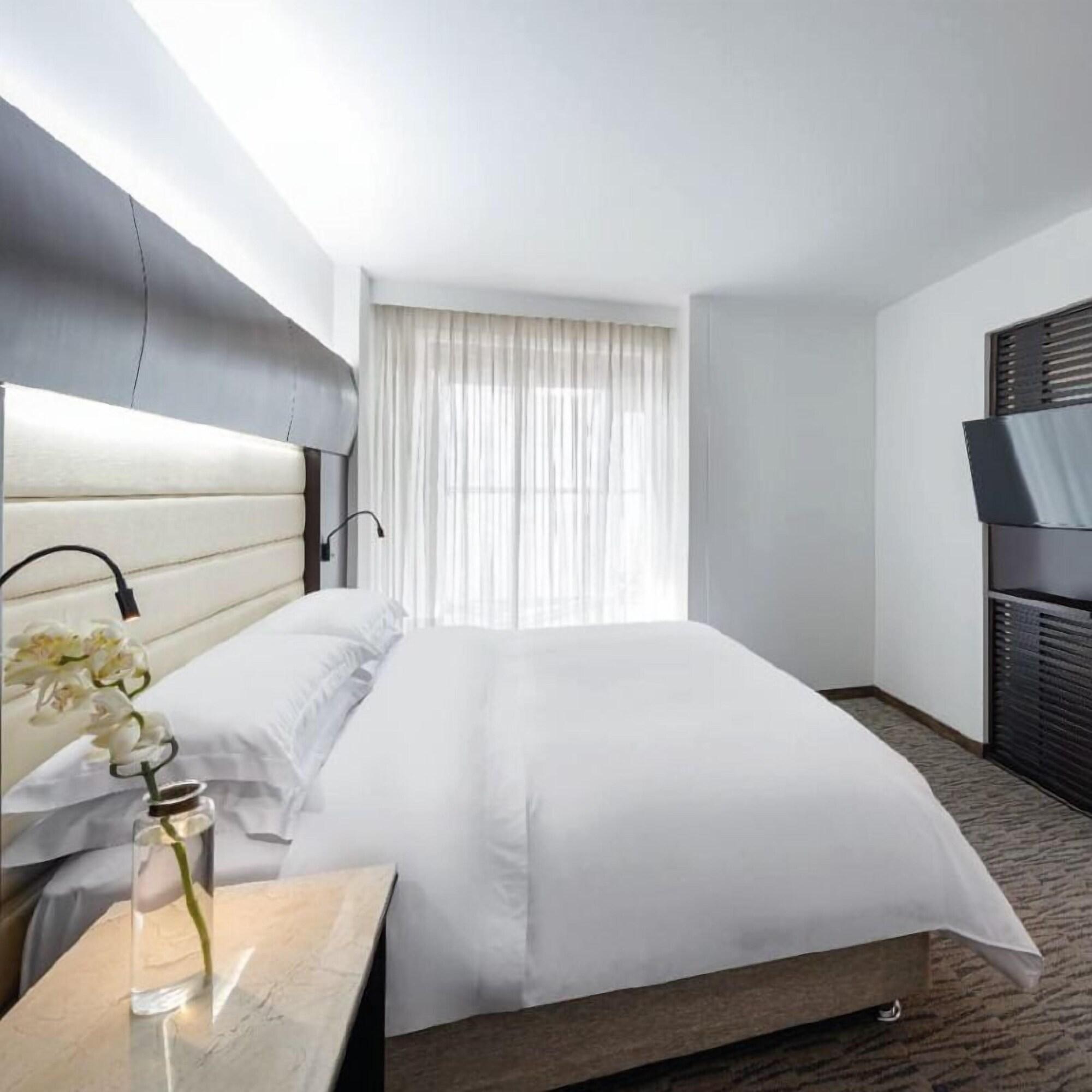 Double King Size Bed