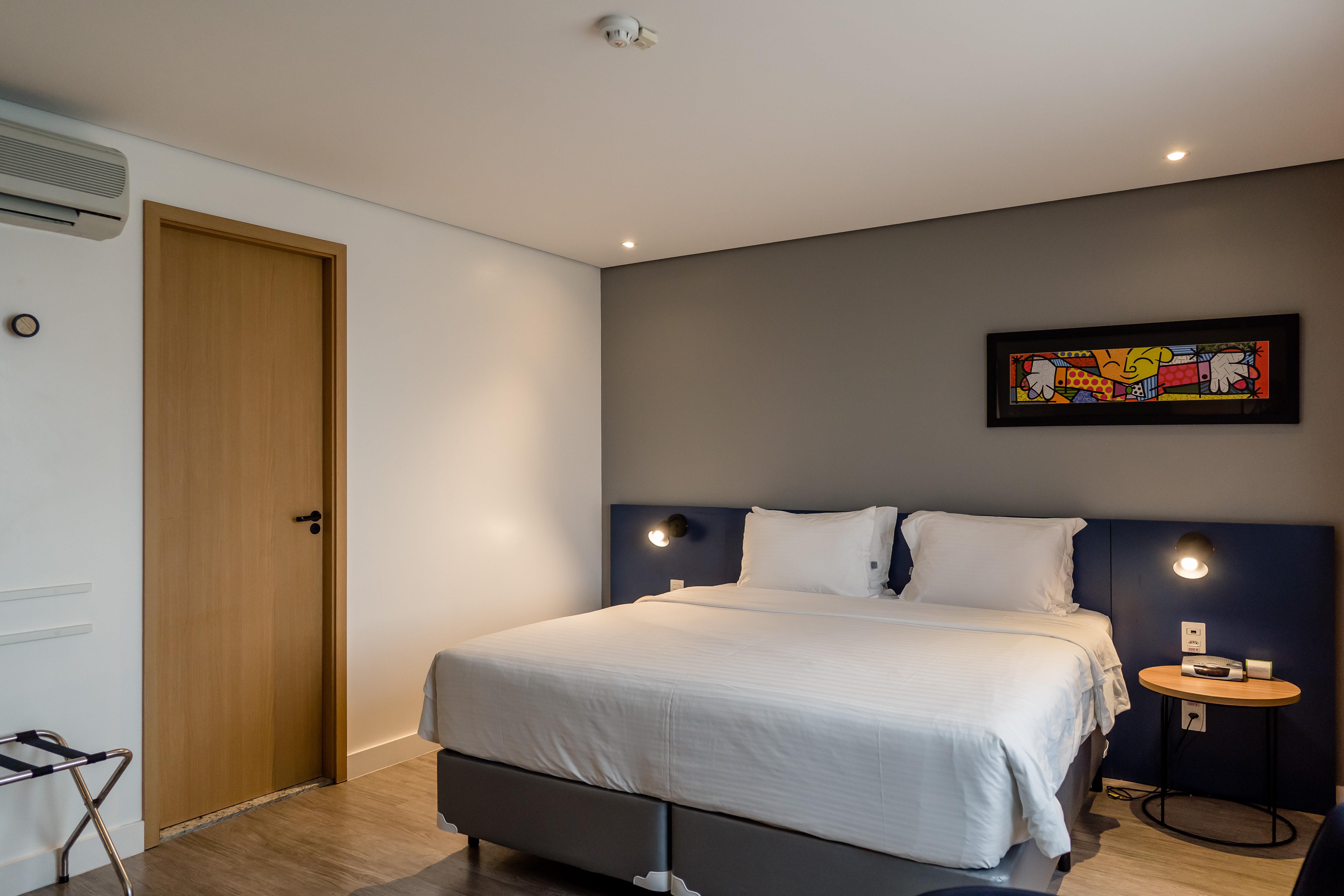 Double King Size Bed