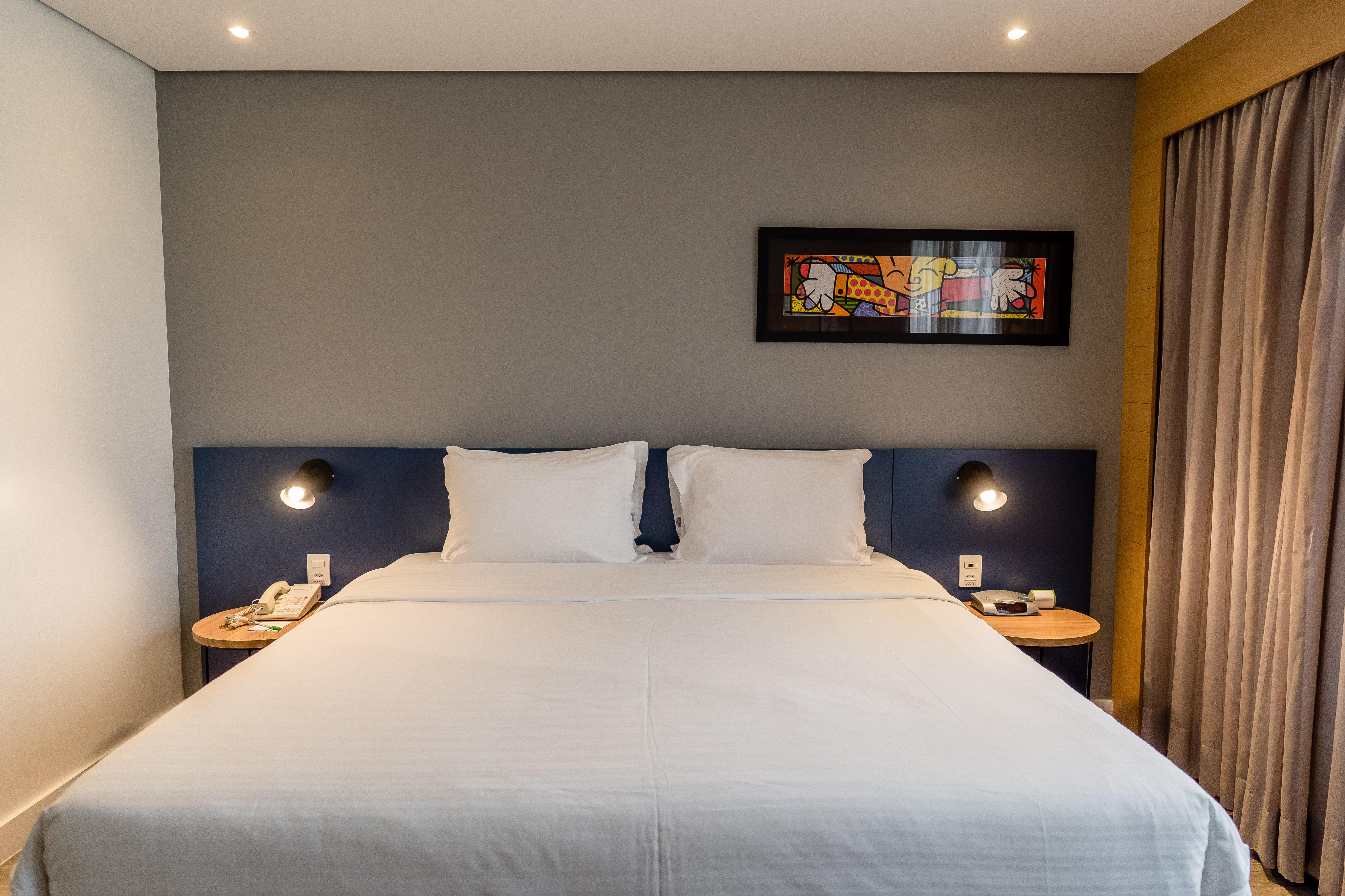 Double King Size Bed