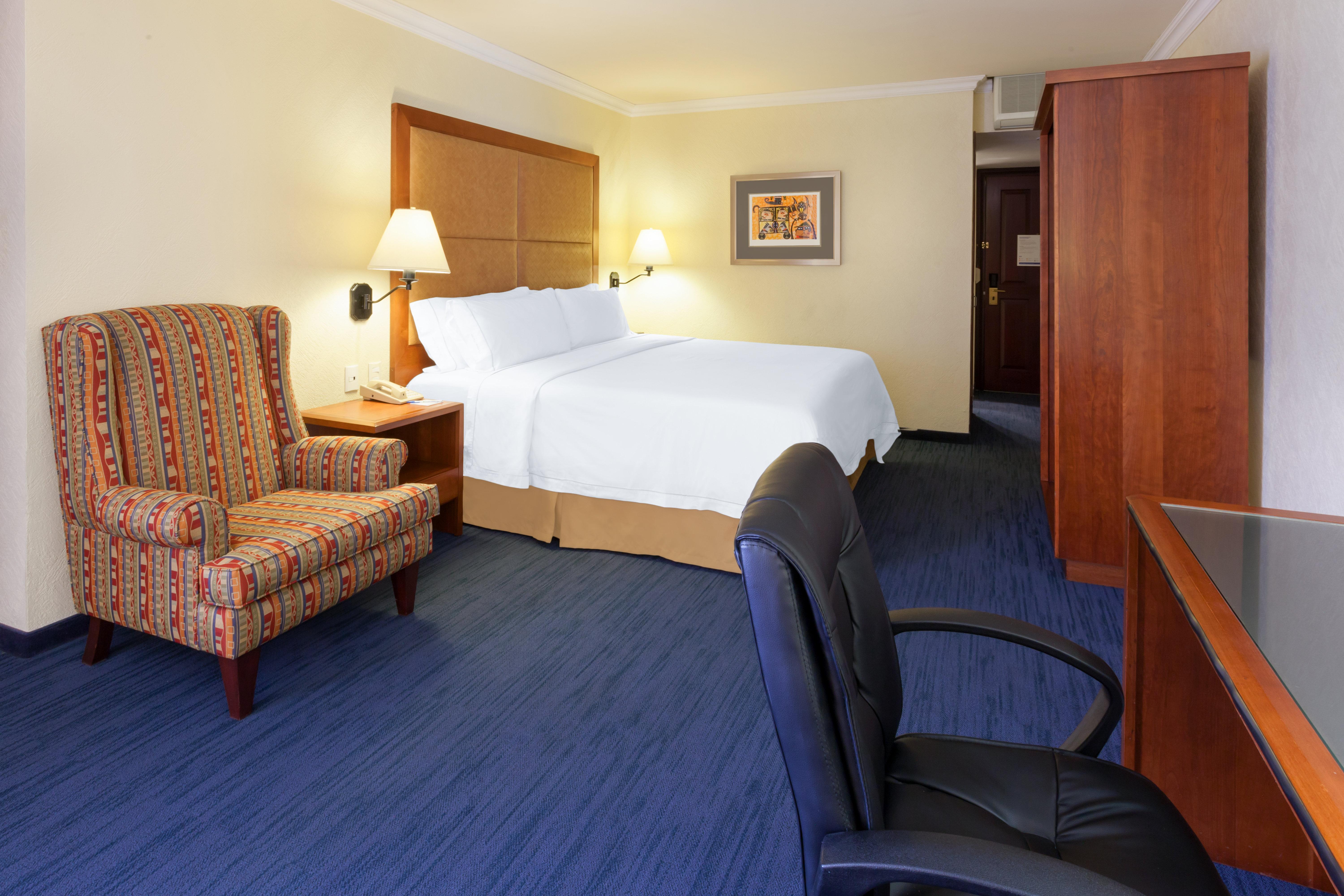 Double King Bed Non Smoking