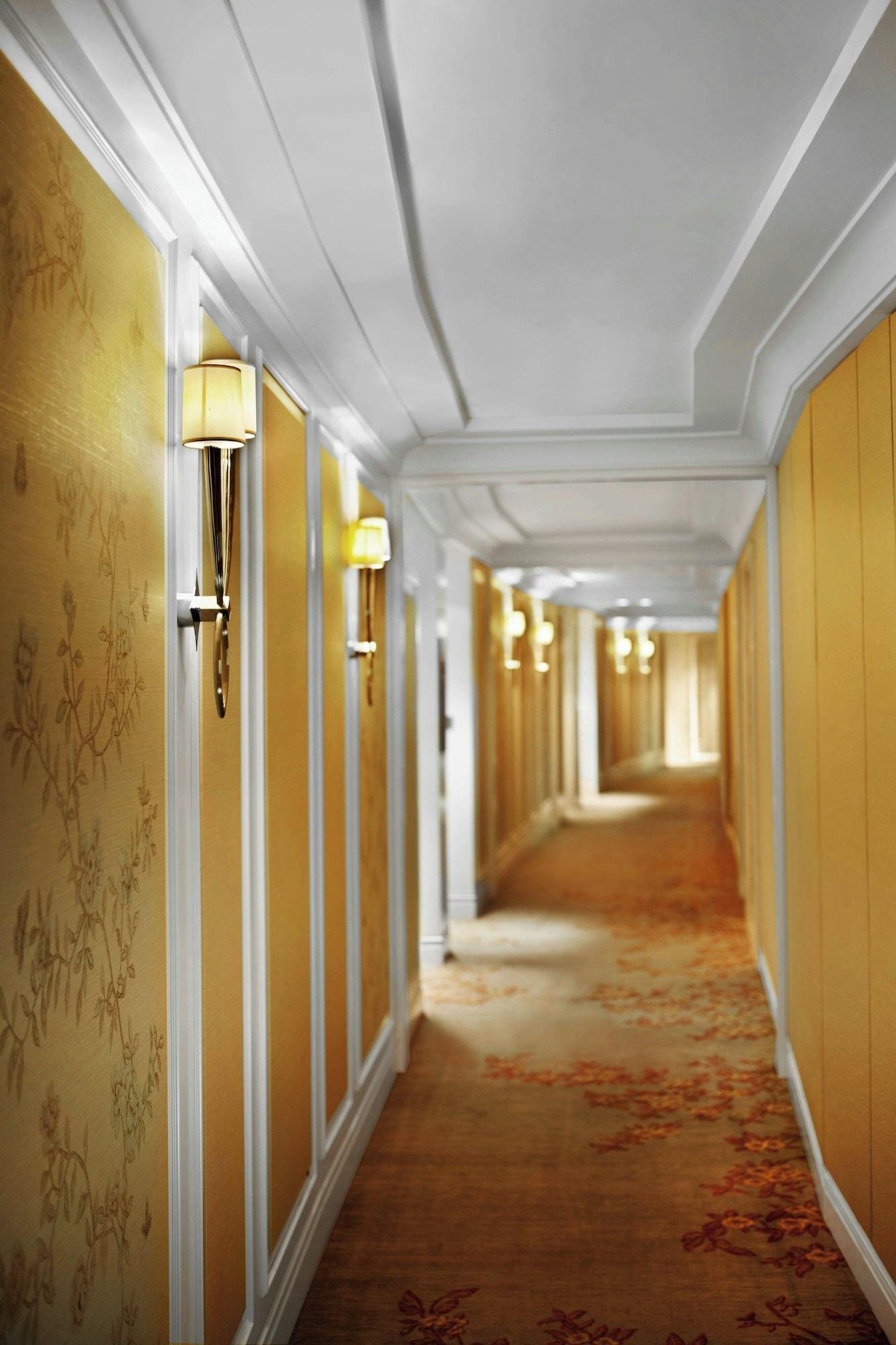 Double King Bed Non Smoking