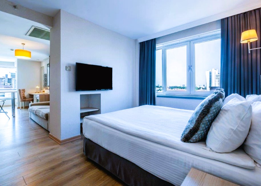 Suite with Double Bed