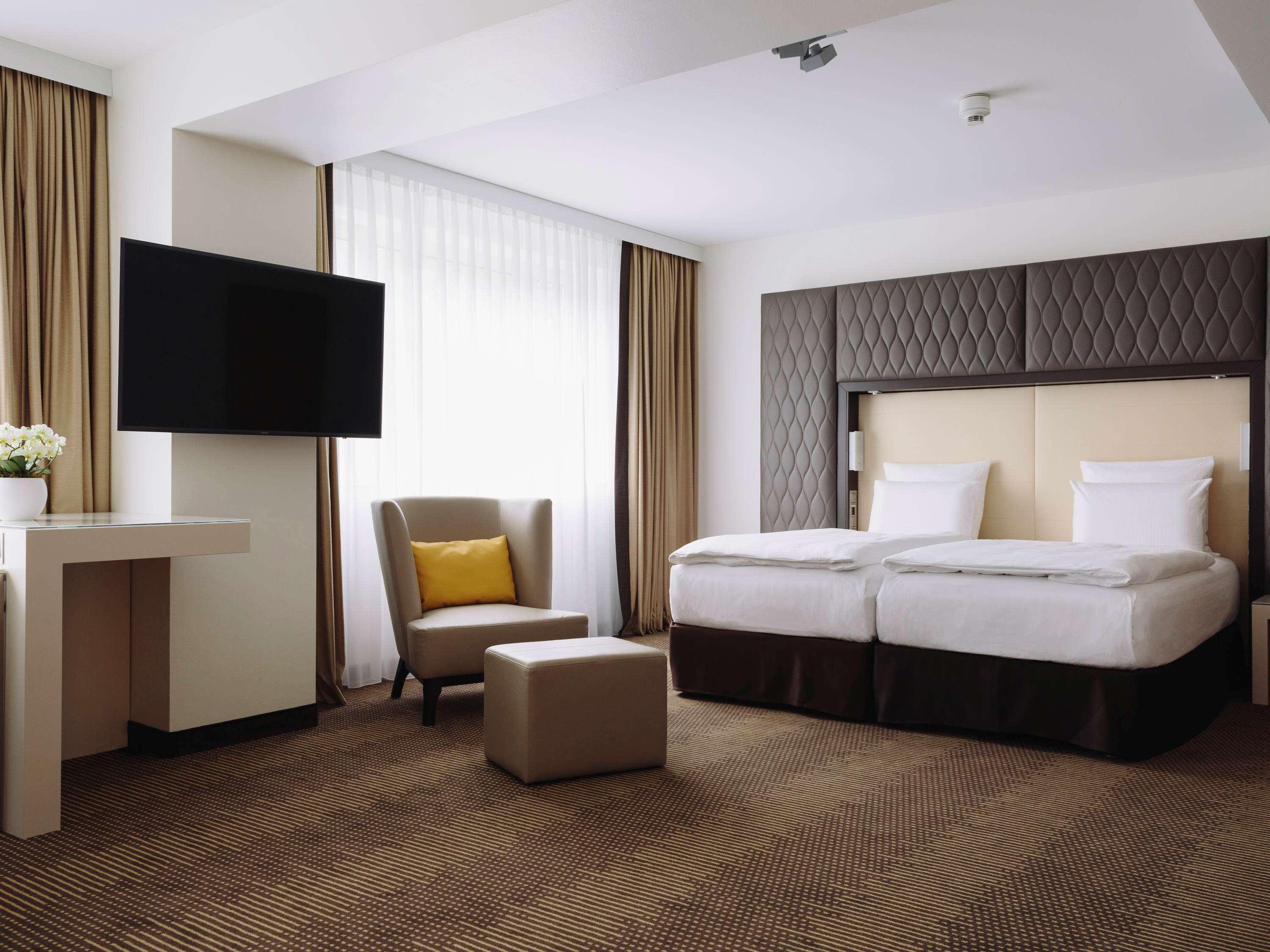 Junior Suite King Size Bed