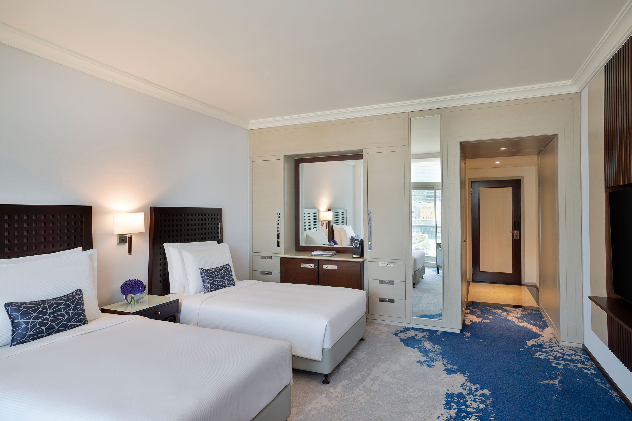 Twin Sea View with Balcony