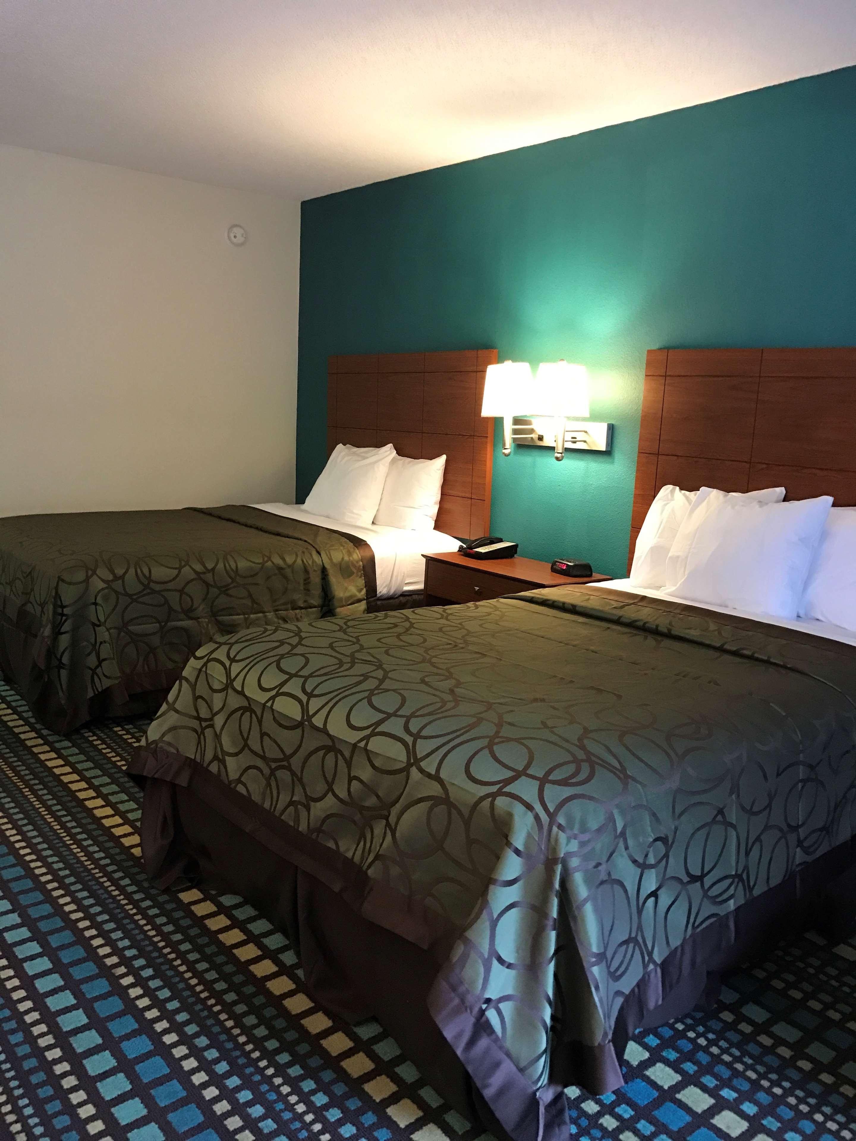 Room Two Double Beds