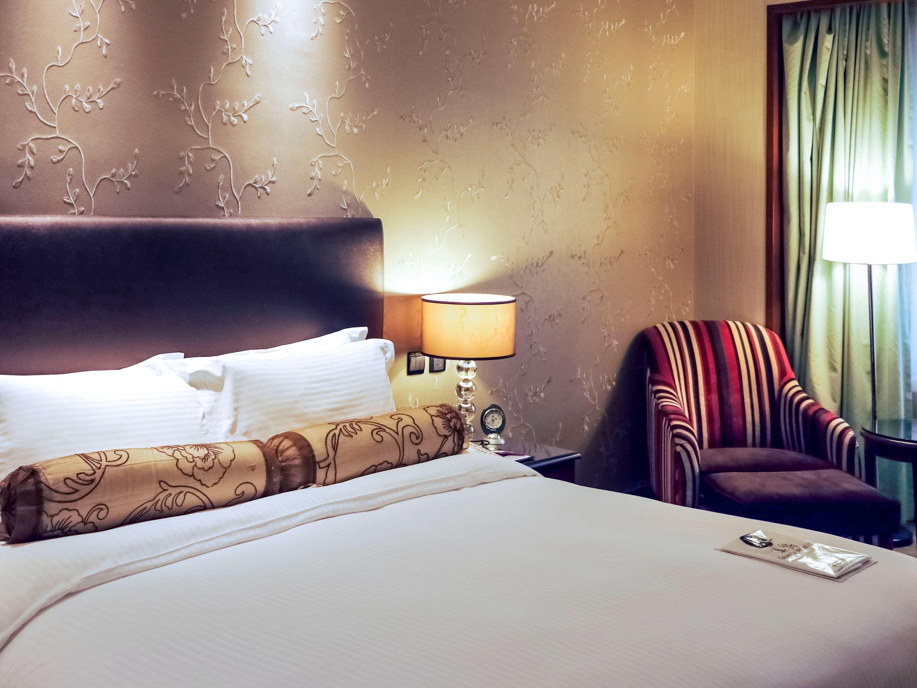 Double Superior Queen Bed