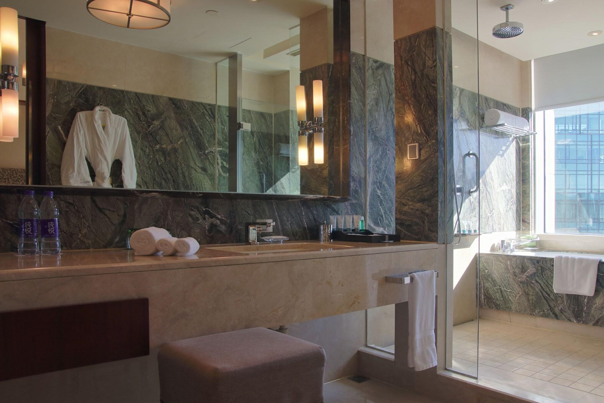 Double City View King Bed