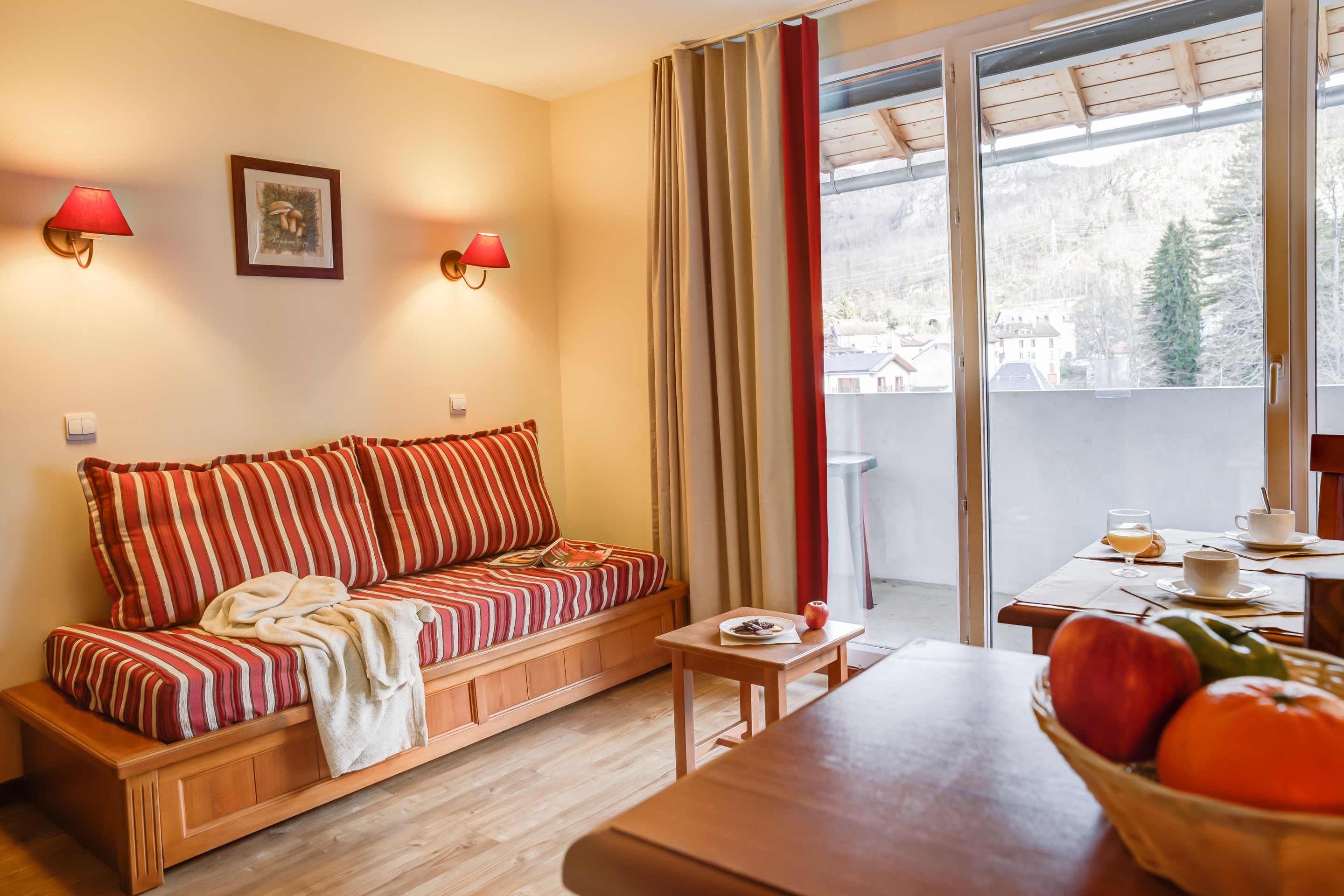 Apartment Capacity 6