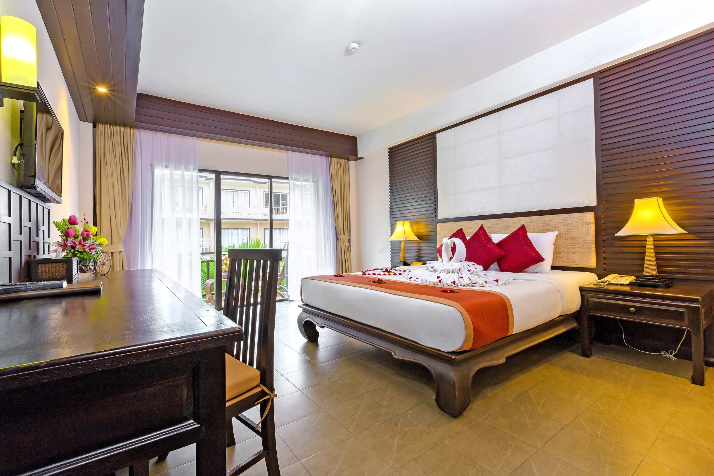 Double or Twin Deluxe Pool View