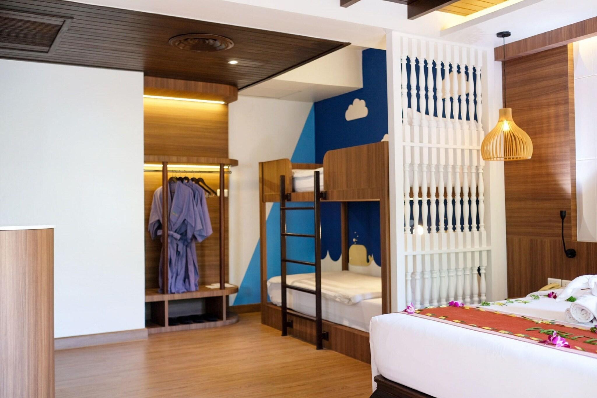 Family Room King Size Bed