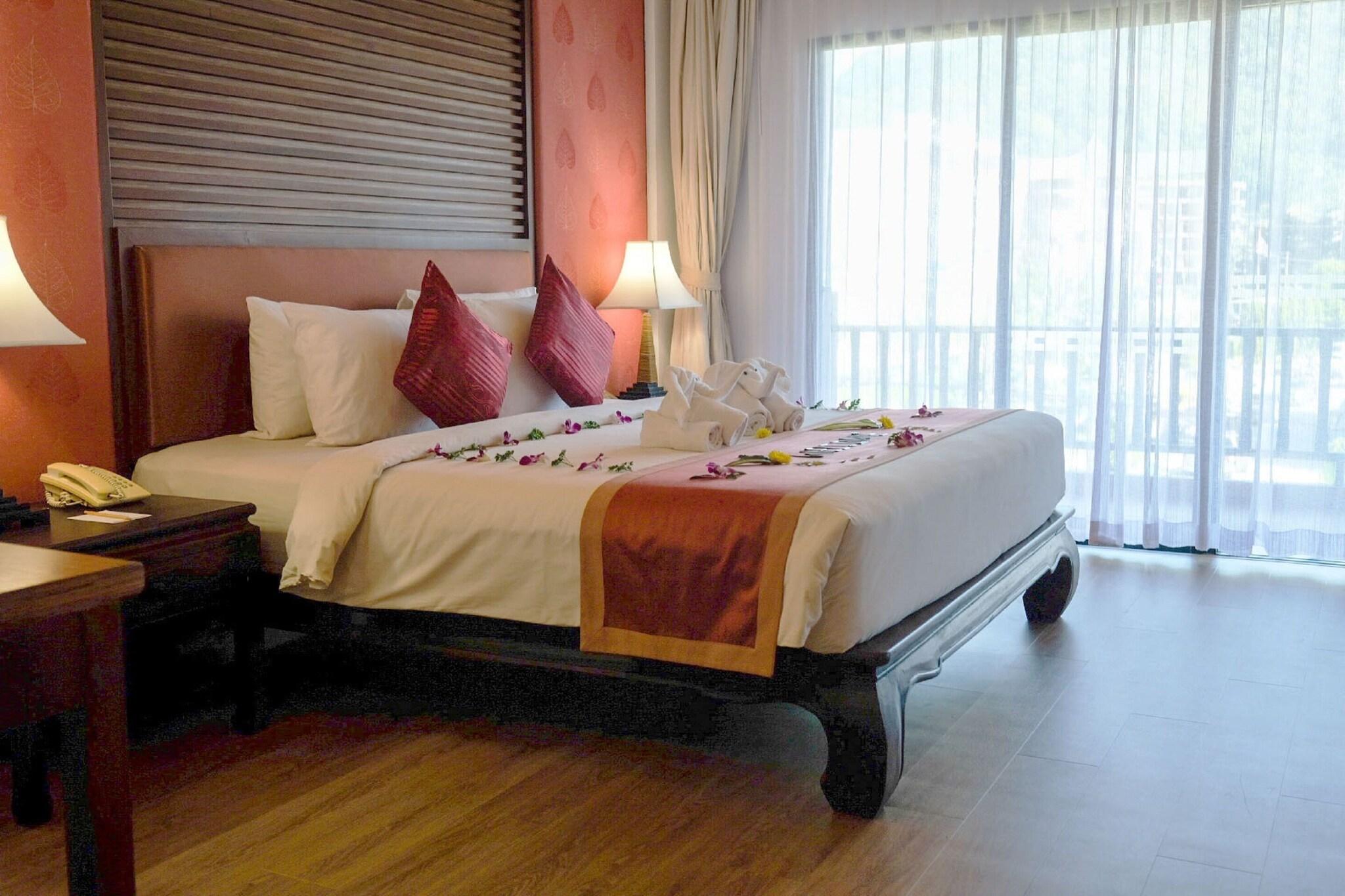 Family Room King Size Bed