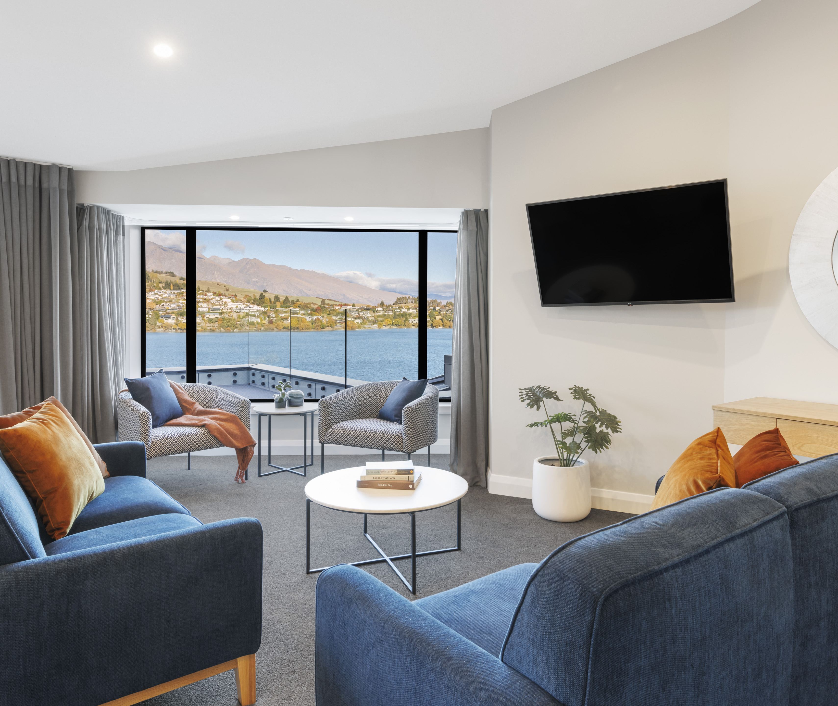 Apartment Three Bedrooms