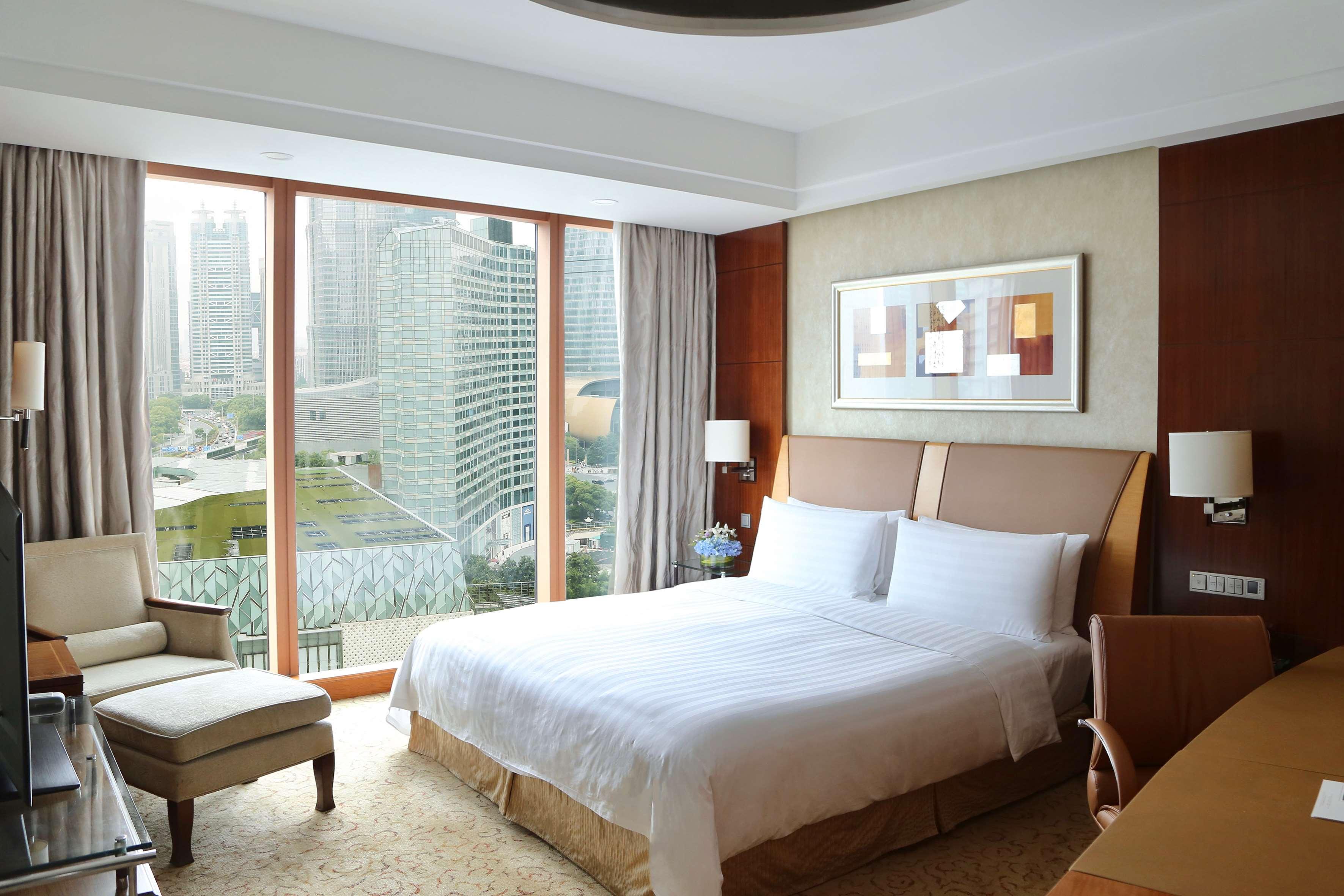 Double Executive King Bed