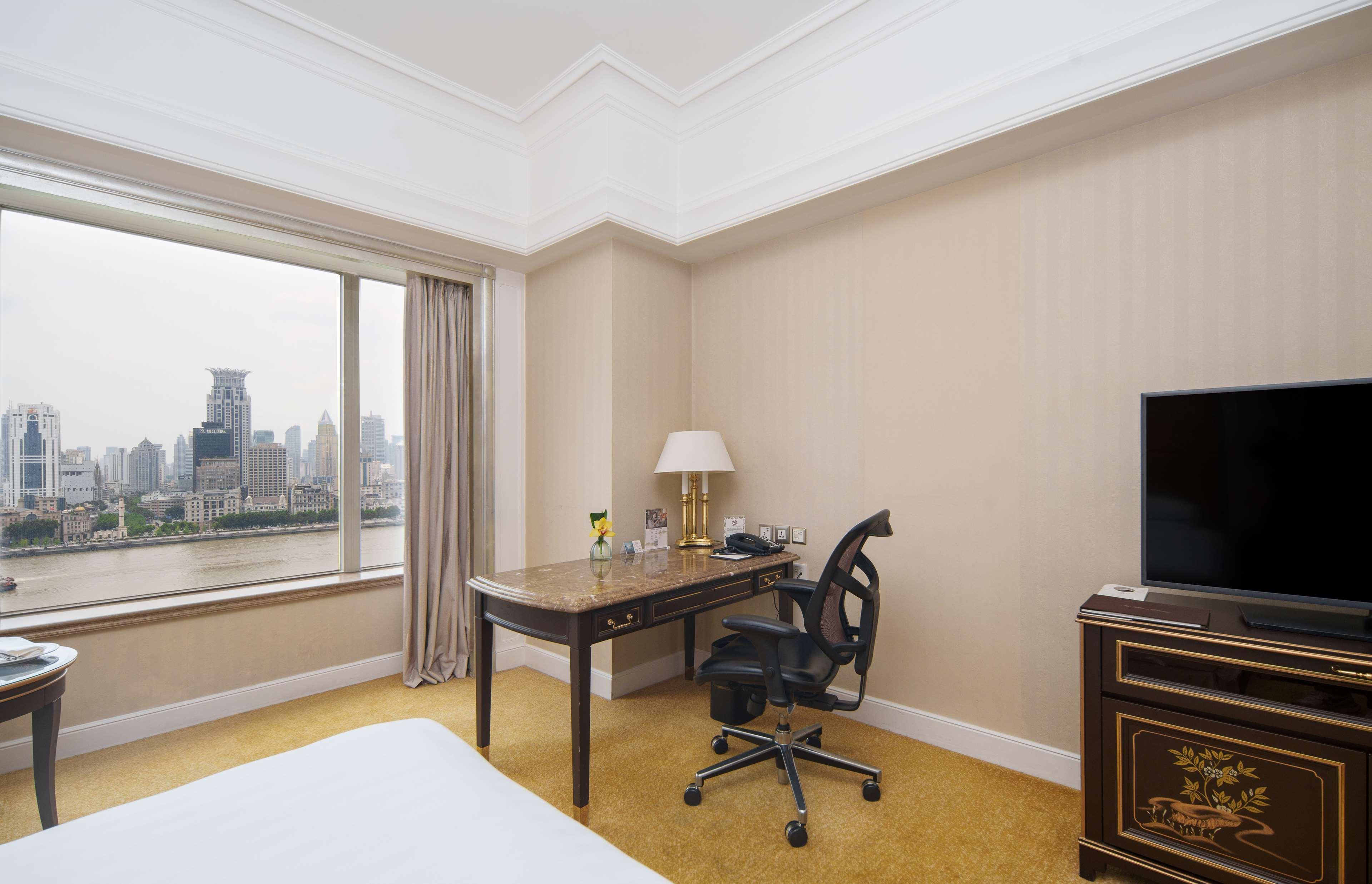 Twin Deluxe River View