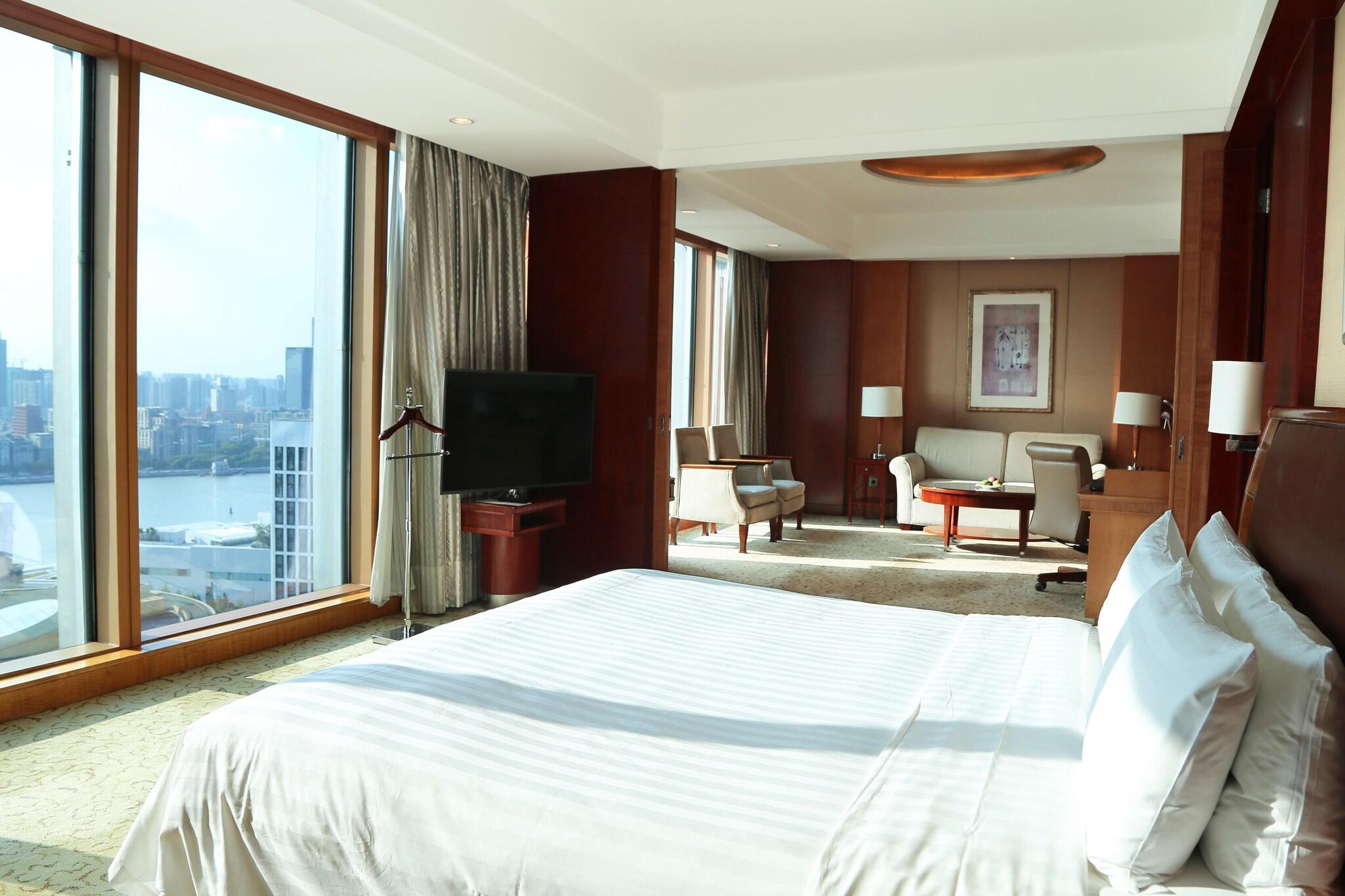 Suite Grand with Views