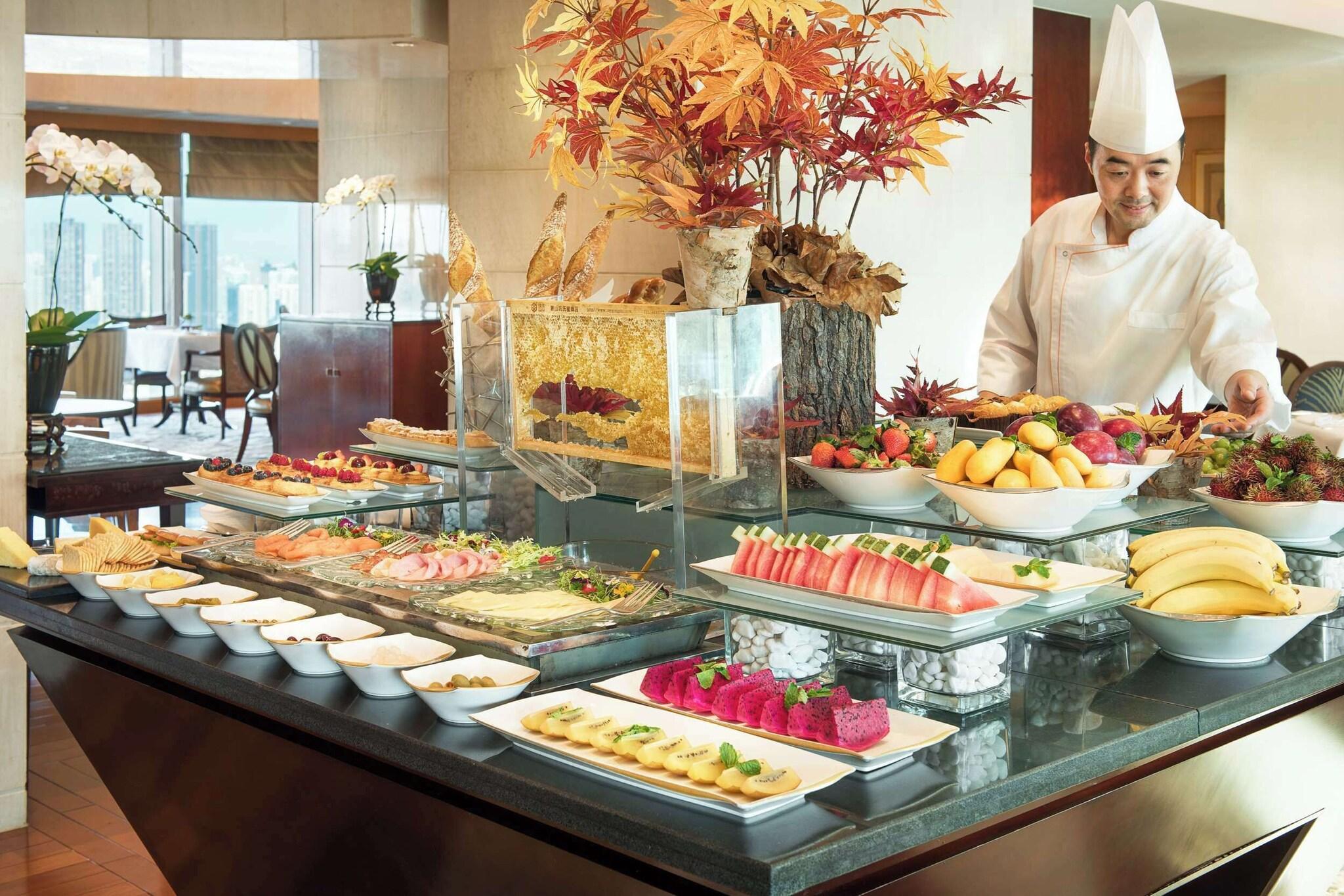 Suite Grand with Views