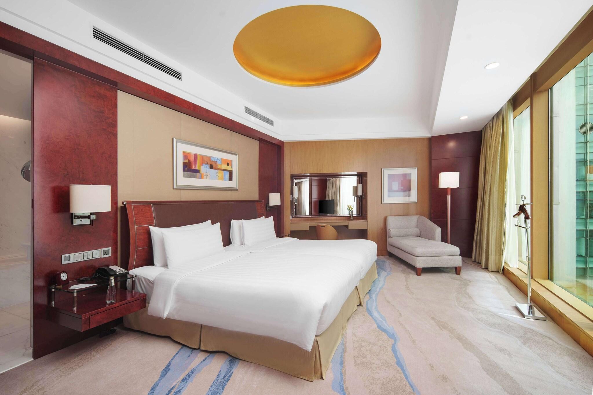 Suite Grand with Views