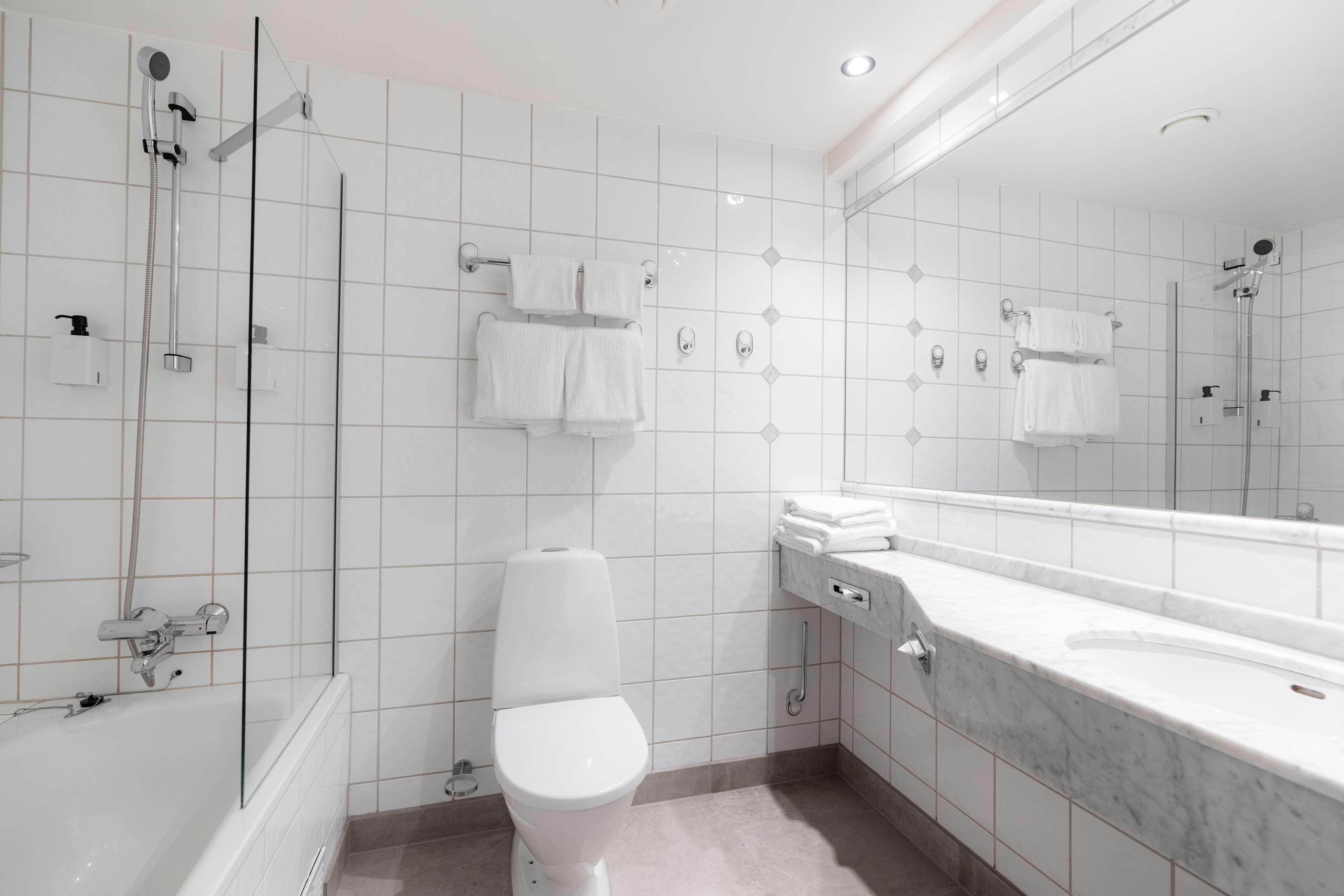 Double Single Superior King Bed