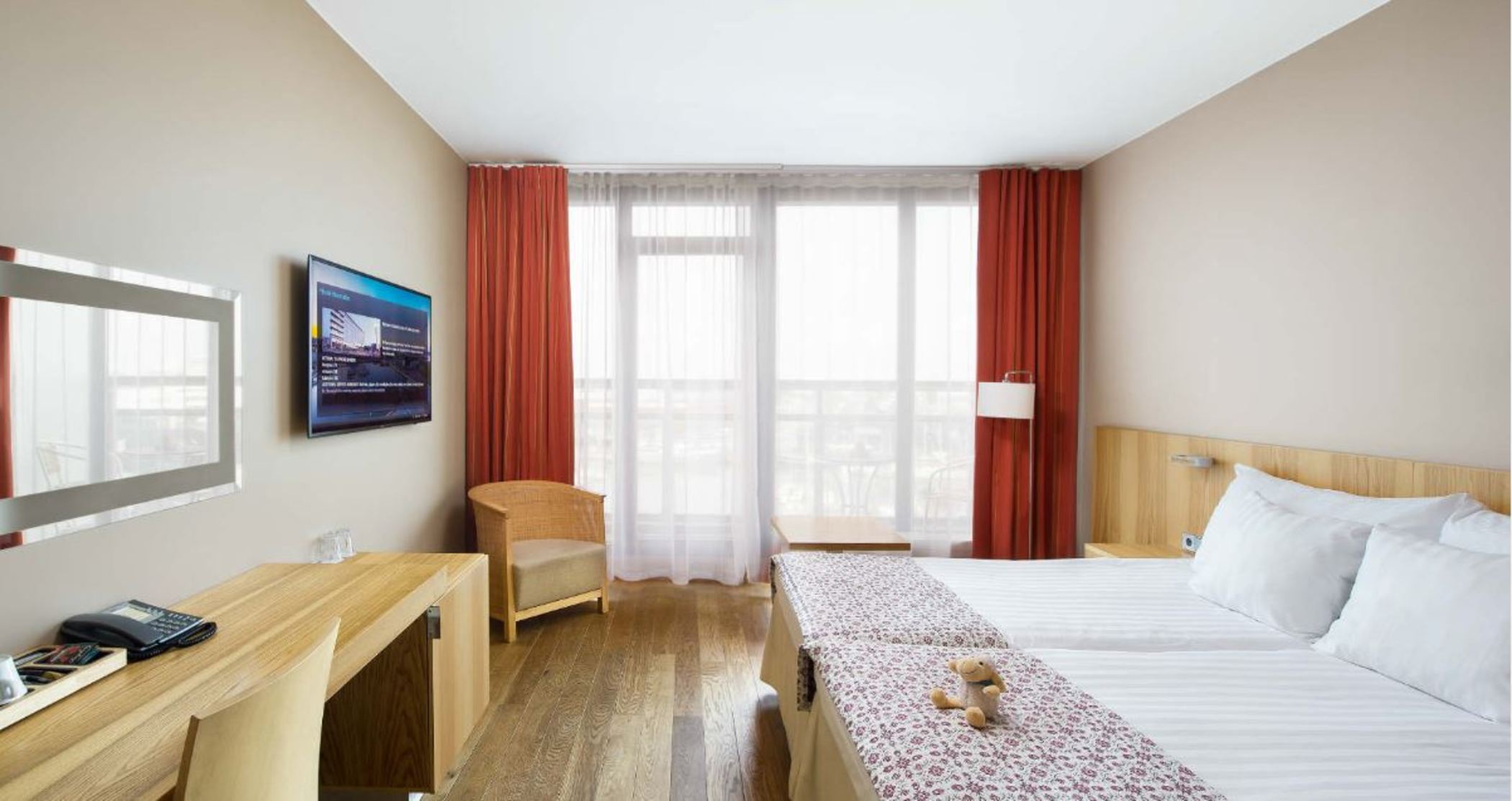 Double or Twin Superior