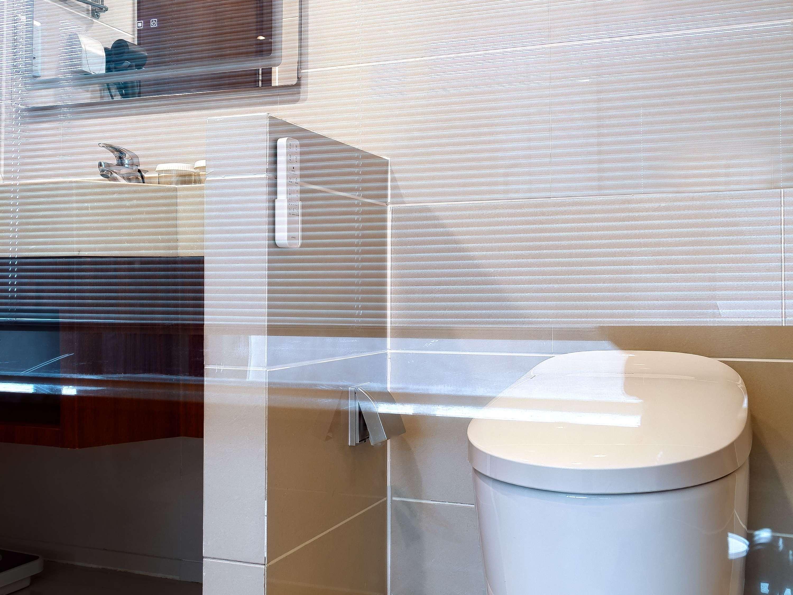 Double Queen Bed Non Smoking