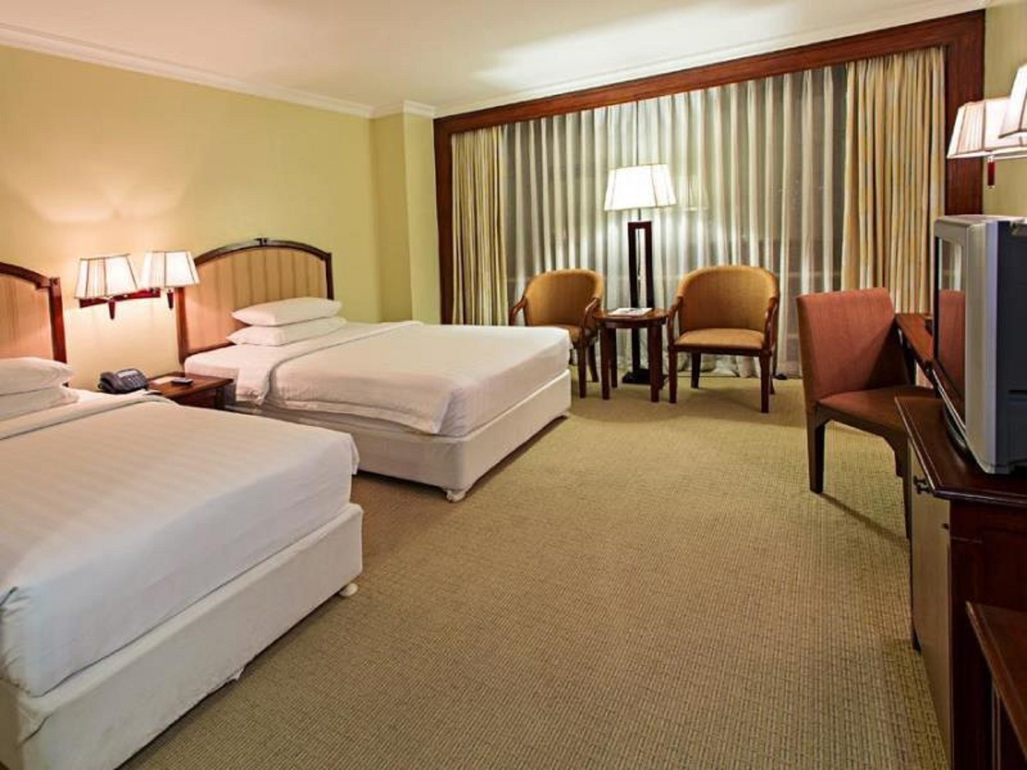 Double or Twin Deluxe