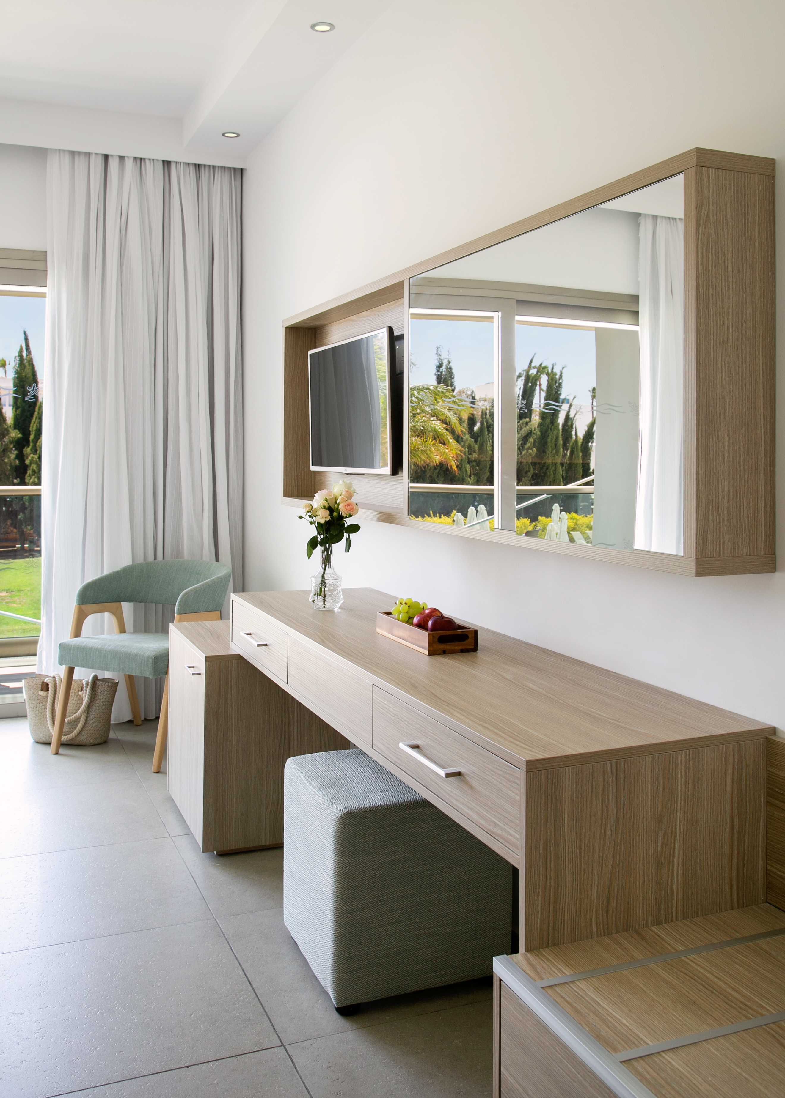 Family Room Garden View