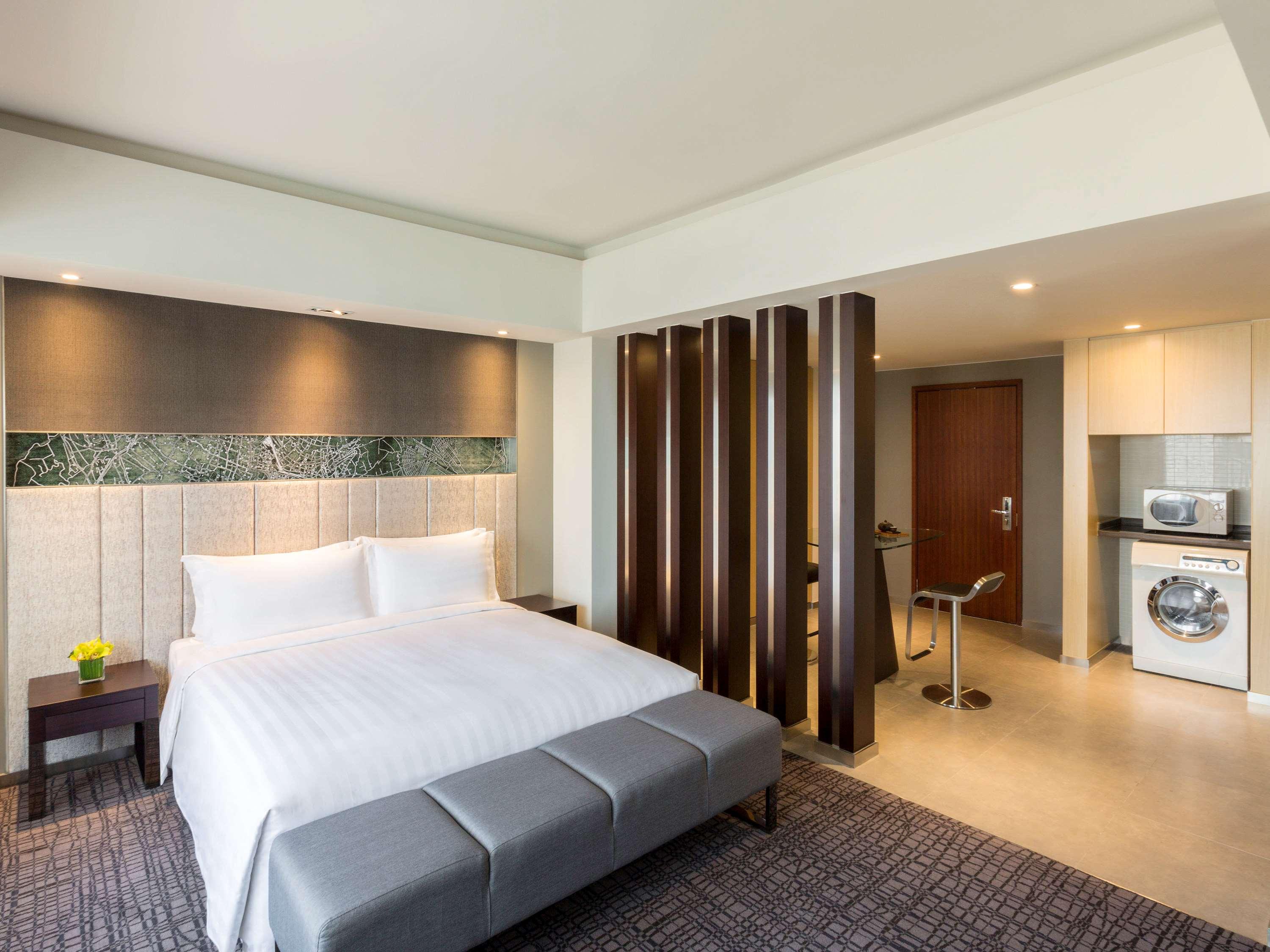 Junior Suite Executive King Bed