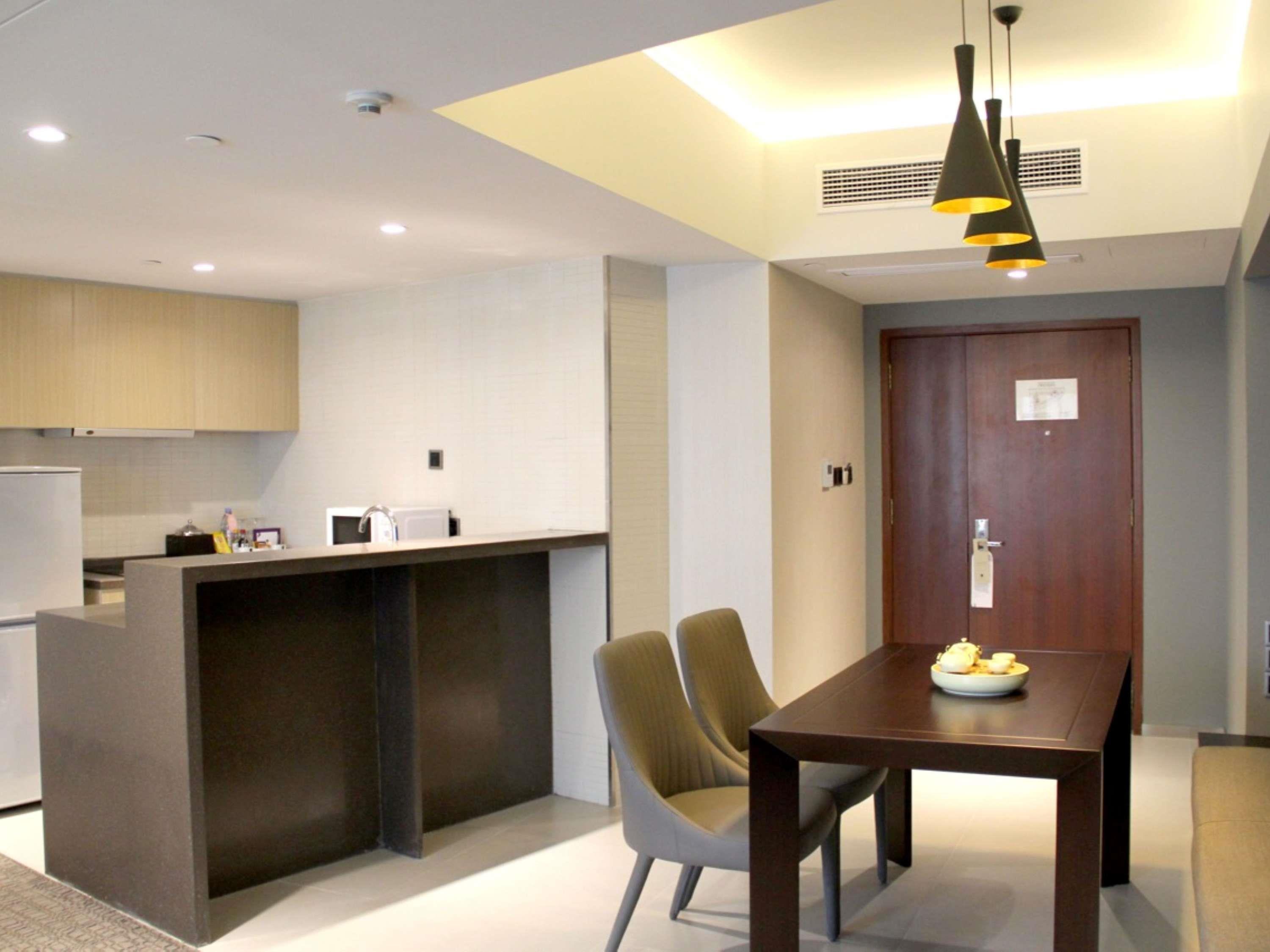 Suite Queen Bed Two Bedrooms